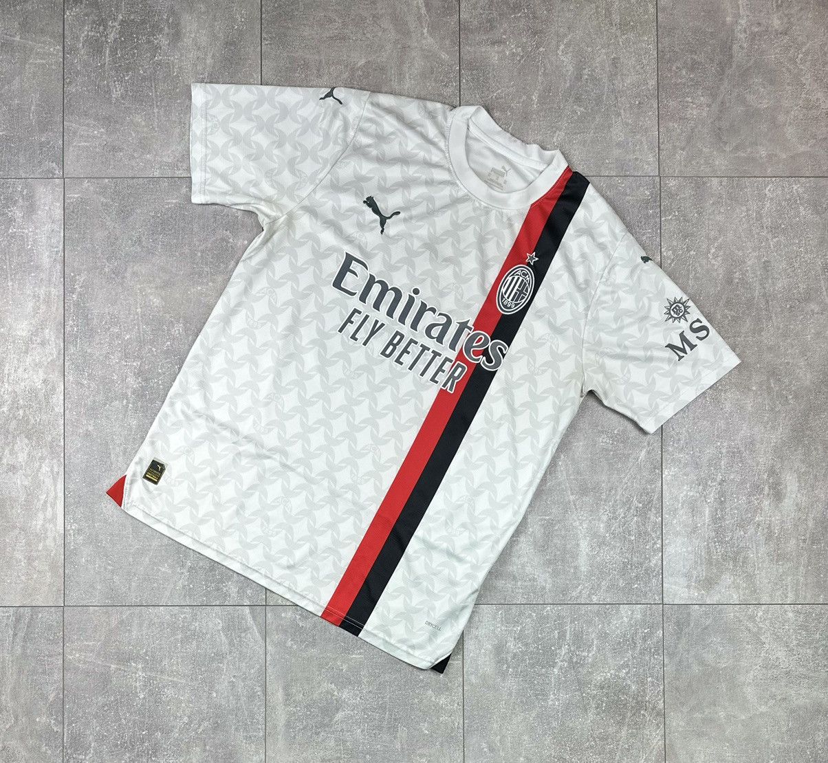 Puma Puma Ac Milan Away 2023/24 Theo #19 Soccer Jersey Size US XL / EU 56 / 4 - 1 Thumbnail