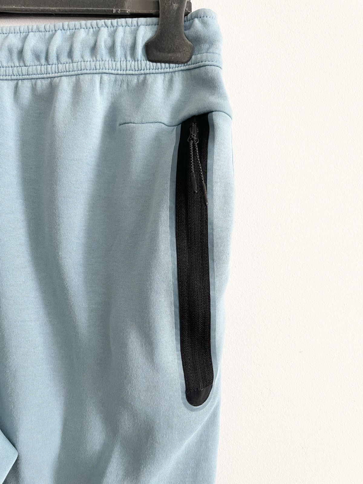Nike STEAL! 2000s Nike Tech Fleece Classic Logo Sweatpants Size US 34 / EU 50 - 6 Thumbnail