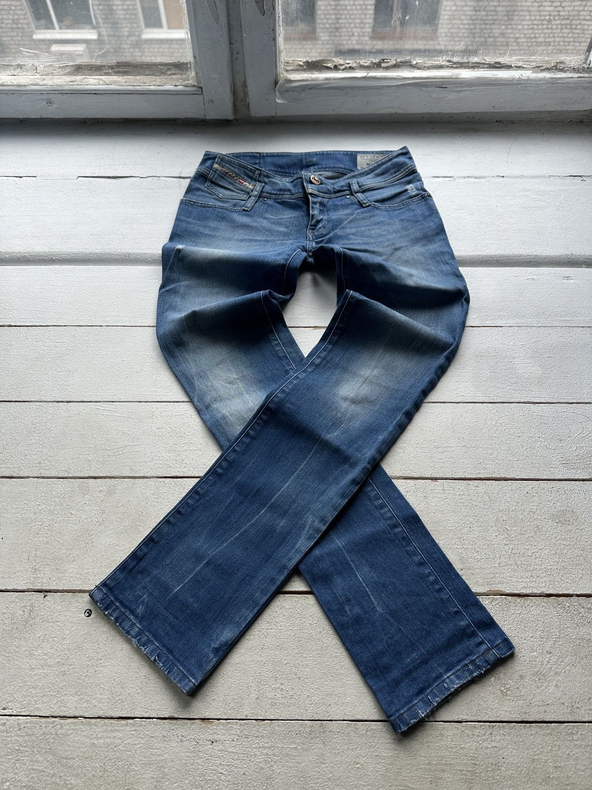 Diesel 🚨Gothic Diesel Regular Slim relax Flared Jeans Womens Size 27" / US 4 / IT 40 - 1 Thumbnail
