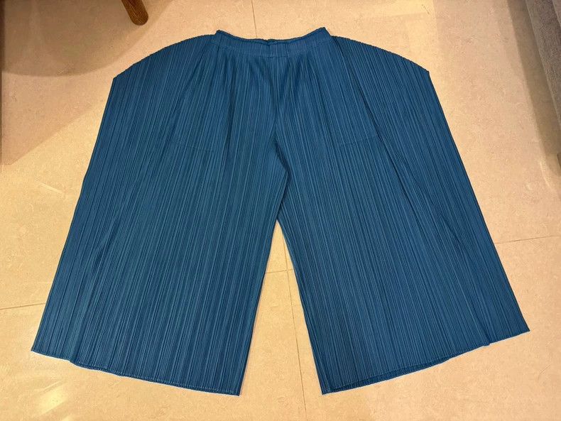 Issey Miyake Issey Miyake size:3 Blue pleated pants Size 42" / US 20 - 7 Thumbnail