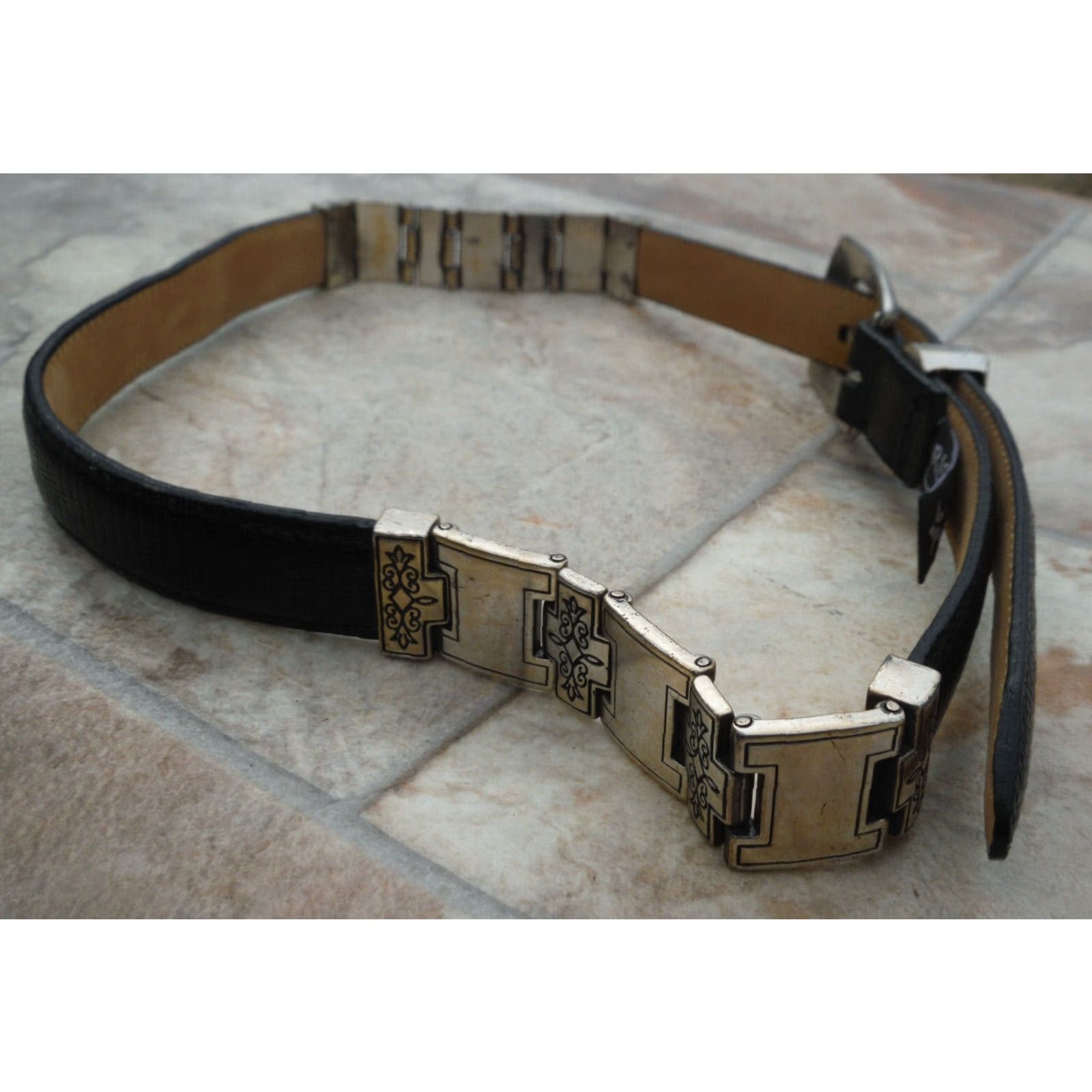 Brighton VINTAGE Brighton Leather Concho Belt Women's Small Black Reptile Pattern 90s Decorative Engraved Size ONE SIZE - 3 Thumbnail