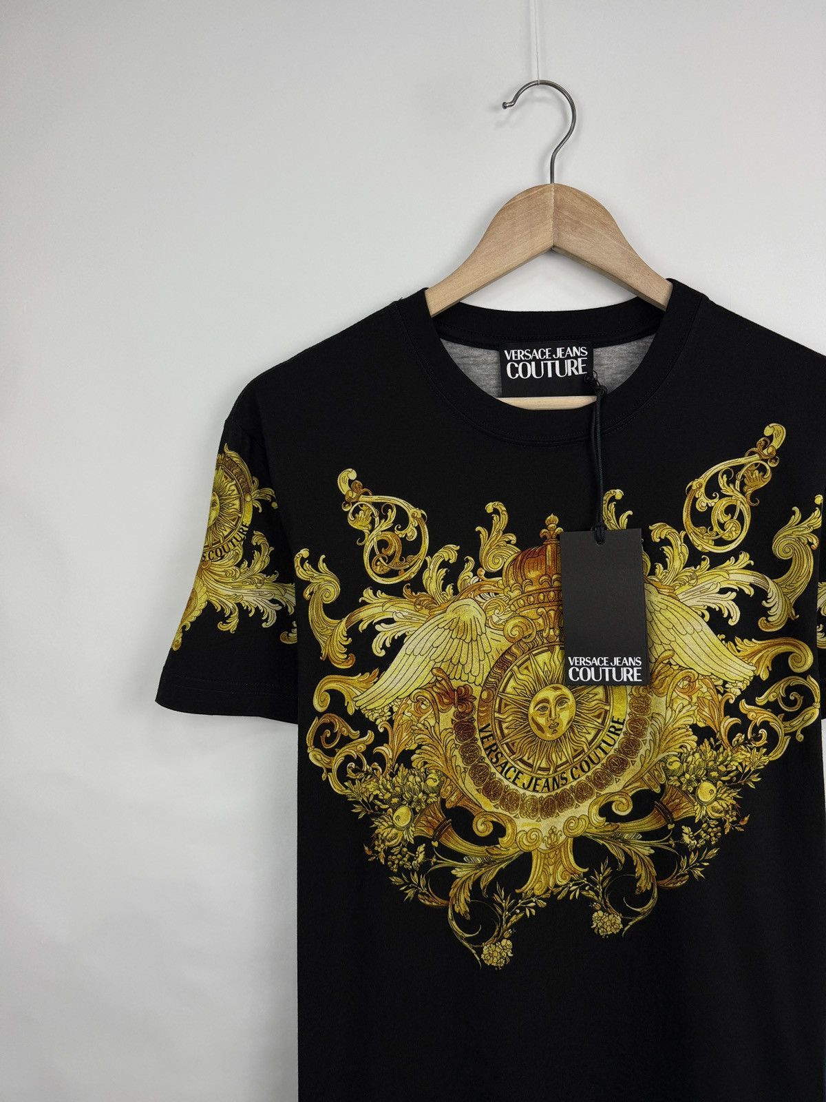 Versace Jeans Couture 🇮🇹❗️NEW Versace Jeans Couture Baroque Barocco Print T-Shirt Size US L / EU 52-54 / 3 - 6 Thumbnail