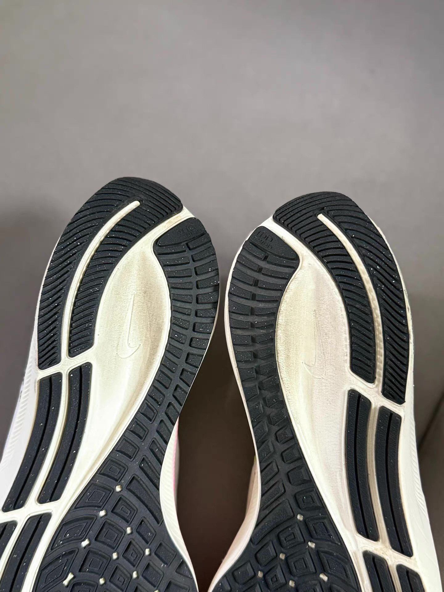 Nike Nike Pegasus 38 Marathon Cushioned Running Shoes Ｑ20 Size US 9 / EU 42 - 4 Thumbnail