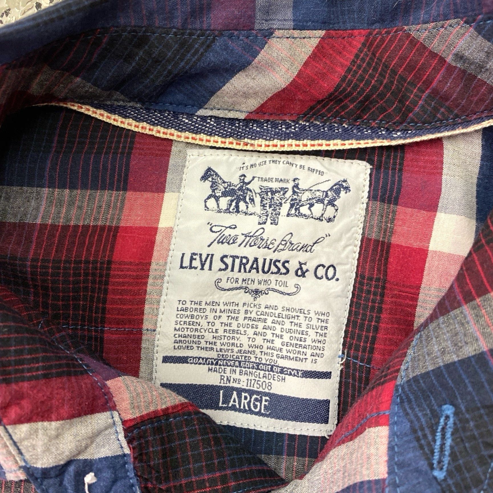 Levi's VINTAGE Levi's Pearl Snap Shirt Long Sleeve Western Plaid Cotton Men's Large Blue Red Western Pattern Pockets Size US L / EU 52-54 / 3 - 2 Thumbnail