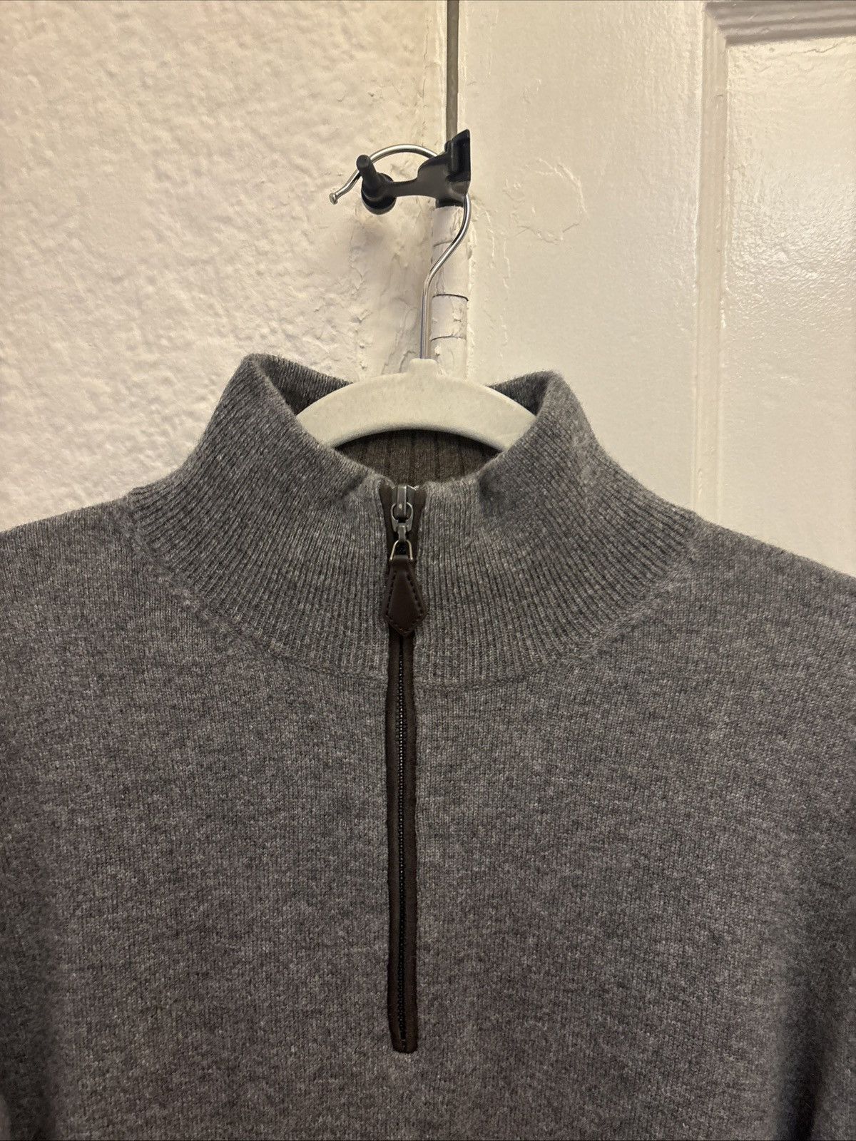 Neiman Marcus Neiman Marcus Cashmere Quarter-Zip Pullover Sweater Size US M / EU 48-50 / 2 - 2 Thumbnail