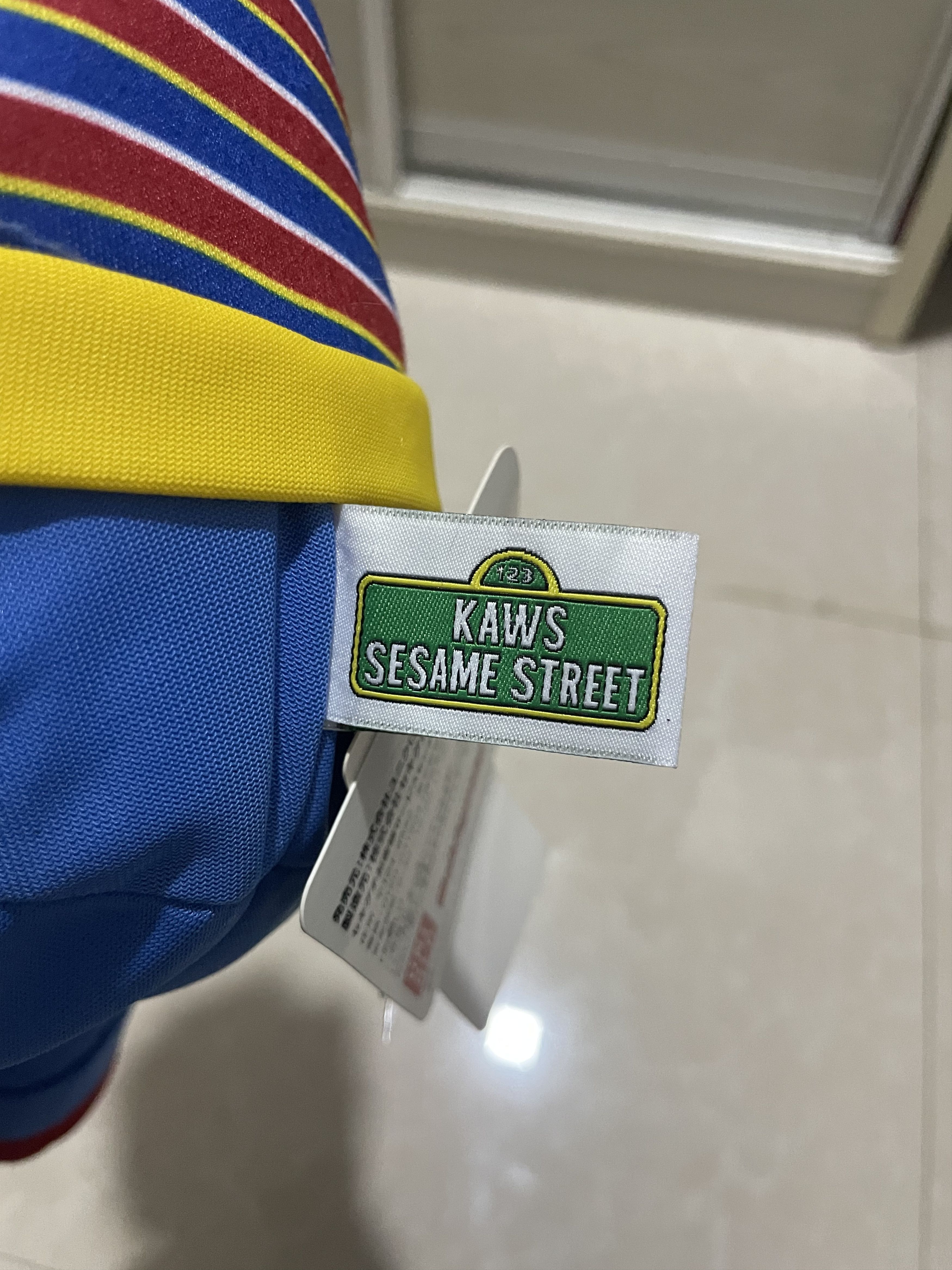 Kaws × Uniqlo Kaws x Uniqlo x Sesame street ernie plush Size ONE SIZE - 3 Thumbnail