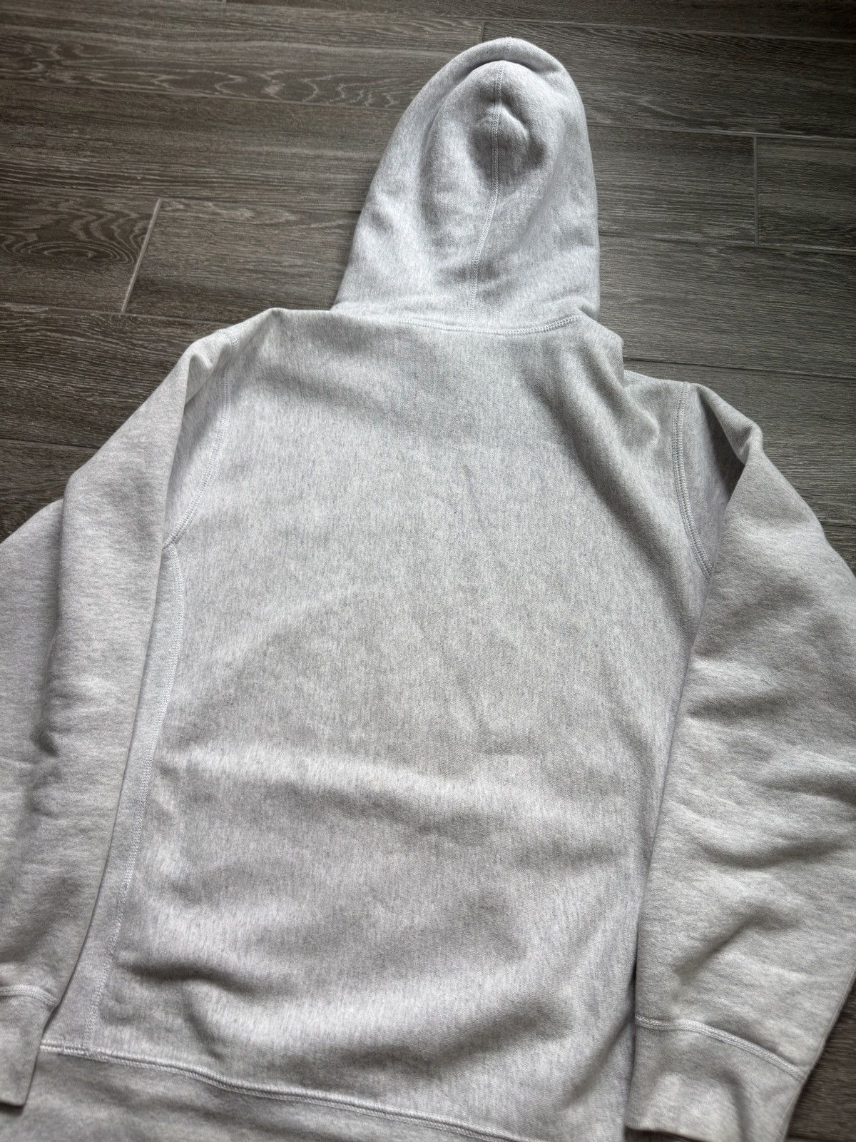 Supreme SS19 Supreme Apple Hooded Sweatshirt Ash Grey Medium Size US M / EU 48-50 / 2 - 6 Thumbnail