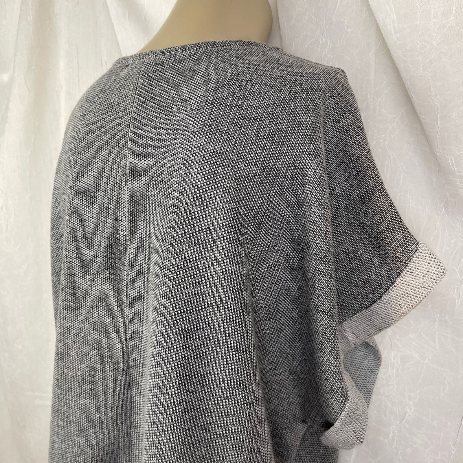 Forever 21 Forever 21 Grey Black Studded Fringe Top Southwestern Print Size S / US 4 / IT 40 - 13 Thumbnail