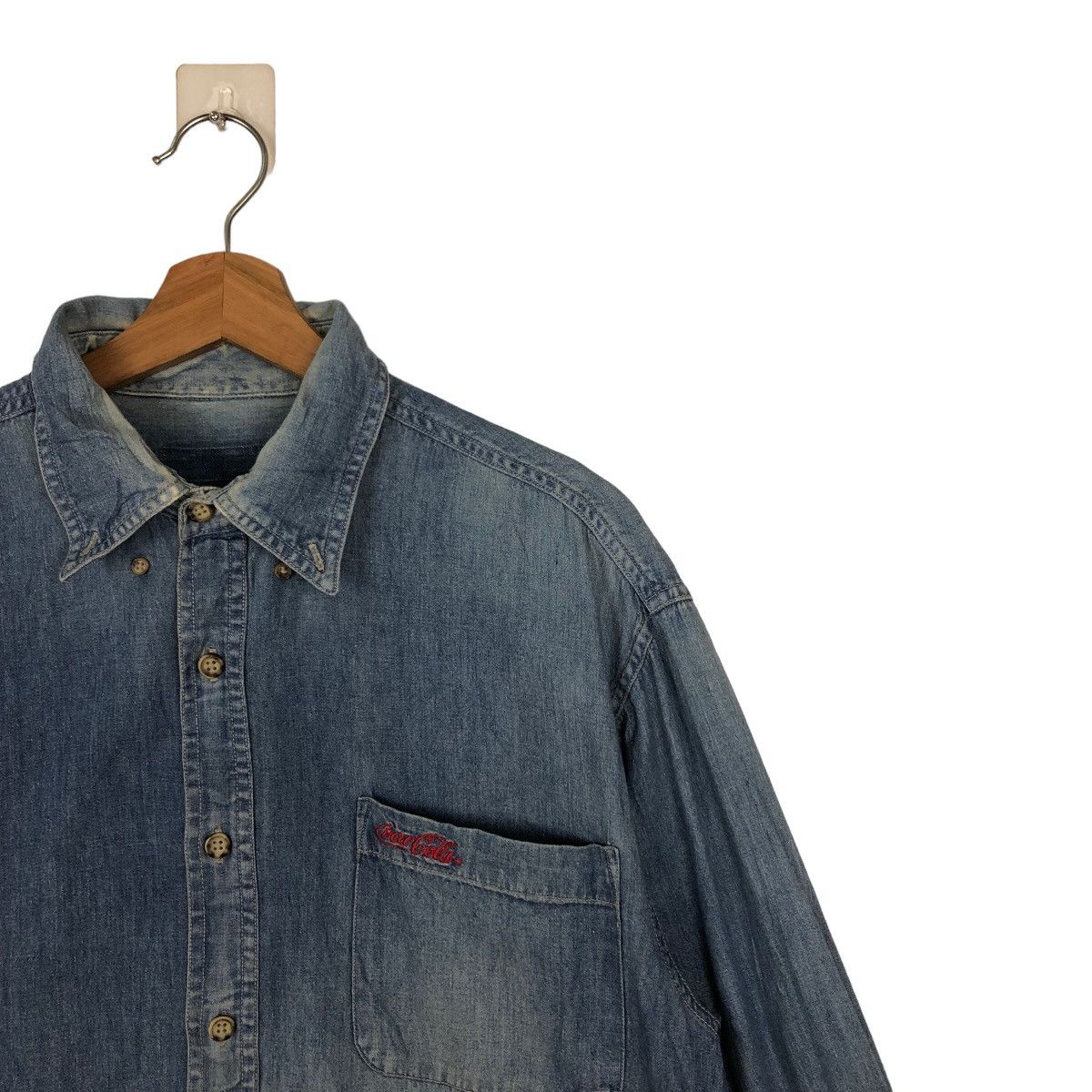 Japanese Brand 🔥VINTAGE COCA COLA DENIM CHAMBREY JACKET Size US M / EU 48-50 / 2 - 5 Thumbnail