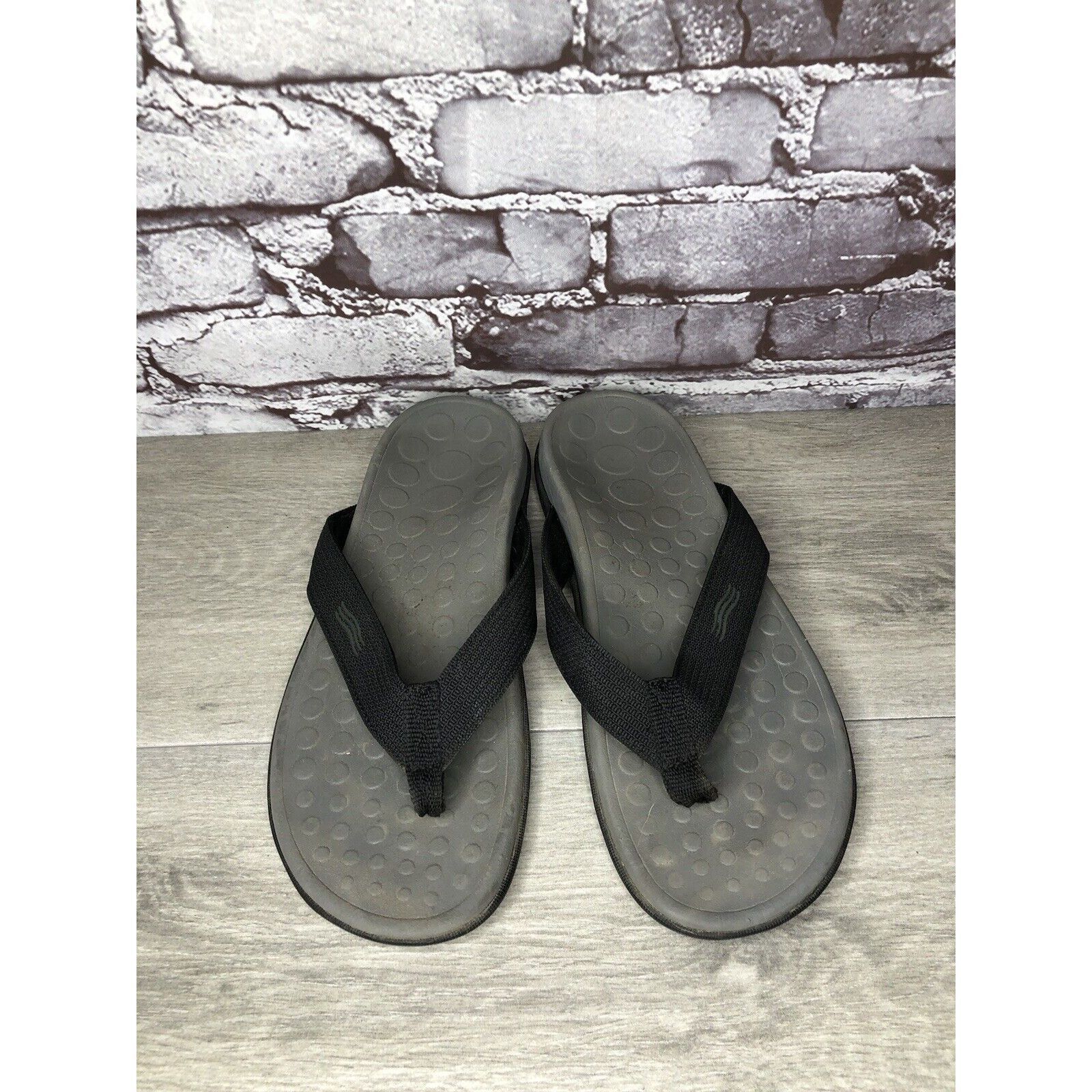 Other VIONIC Wave Black Toe Post Flip Flop Sandals Unisex Men Sz 8 Size US 8 / EU 41 - 11 Thumbnail