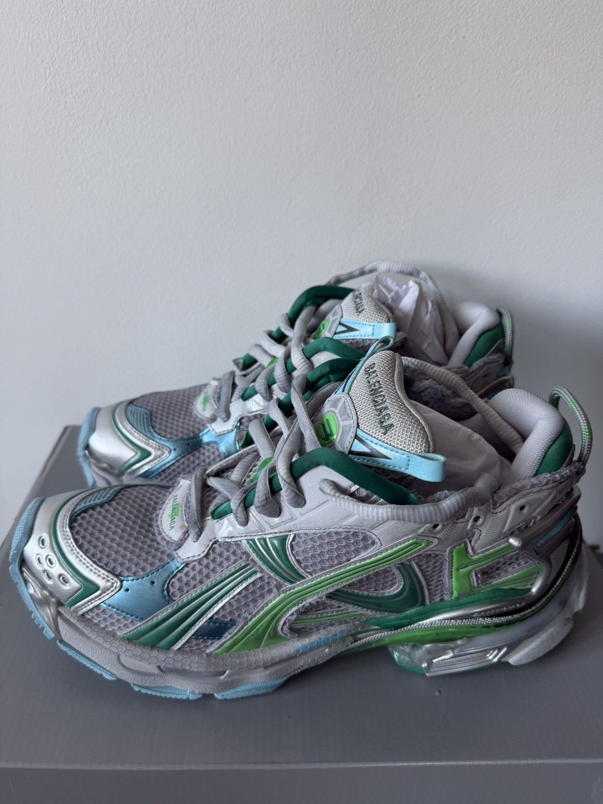 Balenciaga Balenciaga runner 44 eu Size US 11 / EU 44 - 4 Thumbnail