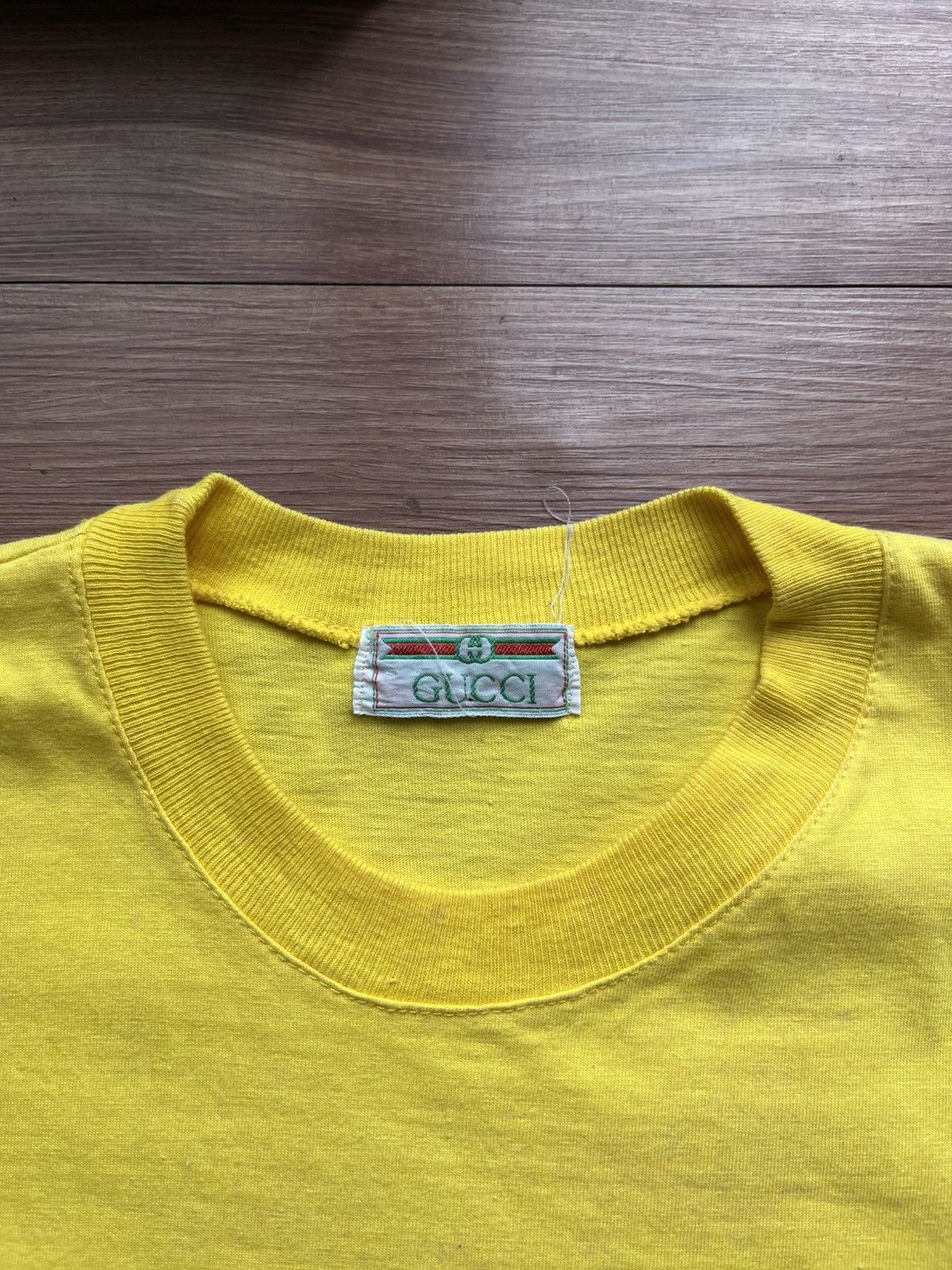 Gucci Vintage gucci logo Size US M / EU 48-50 / 2 - 3 Thumbnail