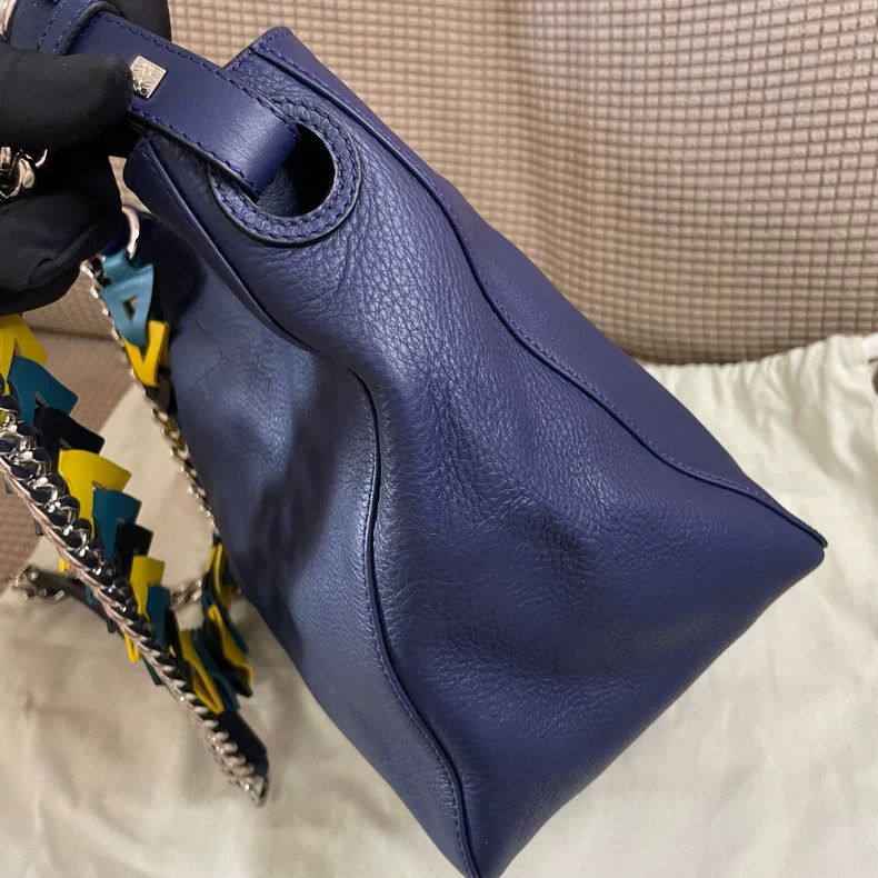 Loewe loewe Cowhide one-shoulder crossbody bag 2503-Nextarrow Size ONE SIZE - 5 Thumbnail