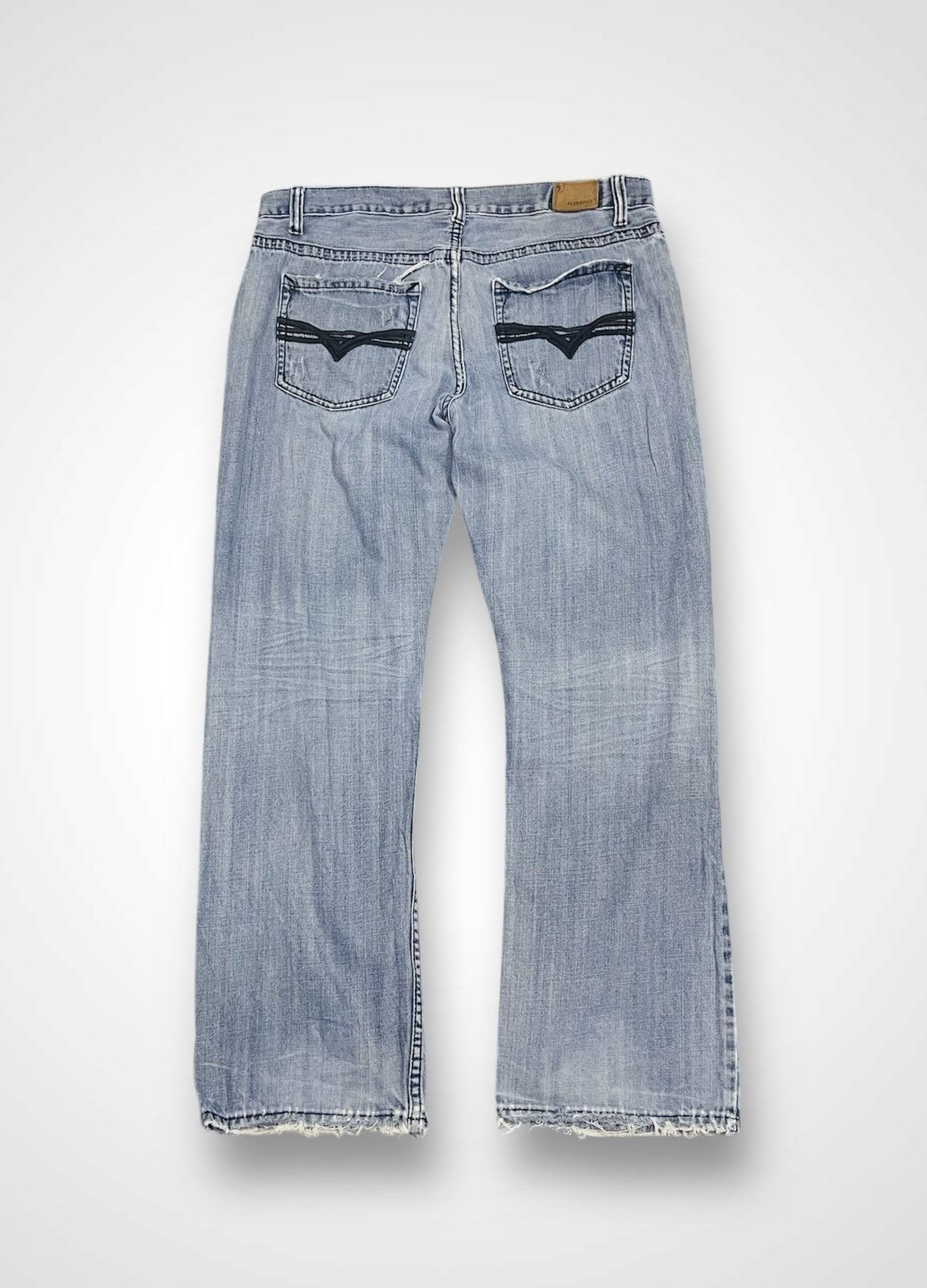 Japanese Brand Flypaper Straight Cut Distressed Jeans (16) Size US 34 / EU 50 - 2 Thumbnail