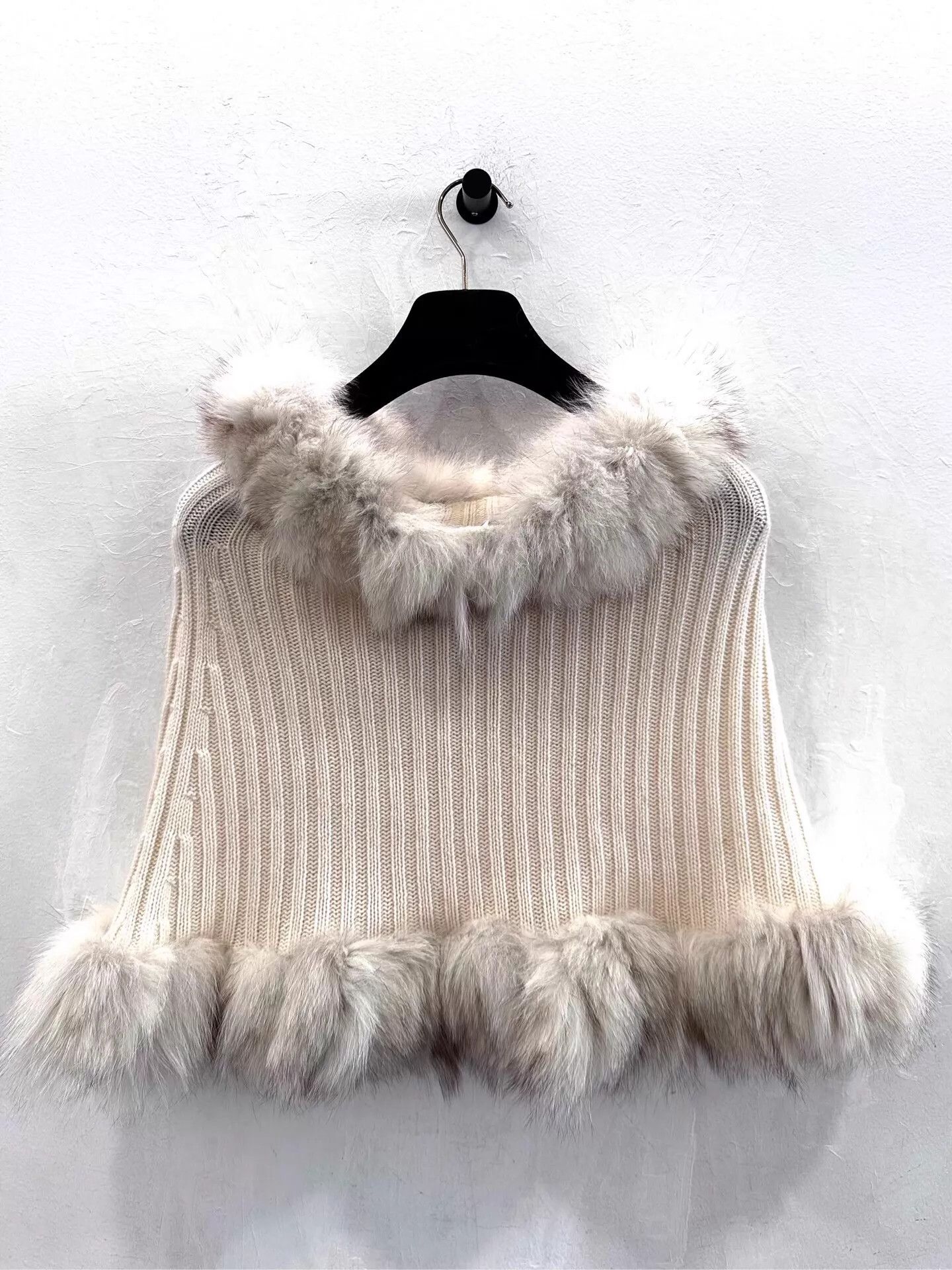 Dior Dior Womens Ivory Fox Fur Collar Cashmere Strapless Size ONE SIZE - 2 Thumbnail