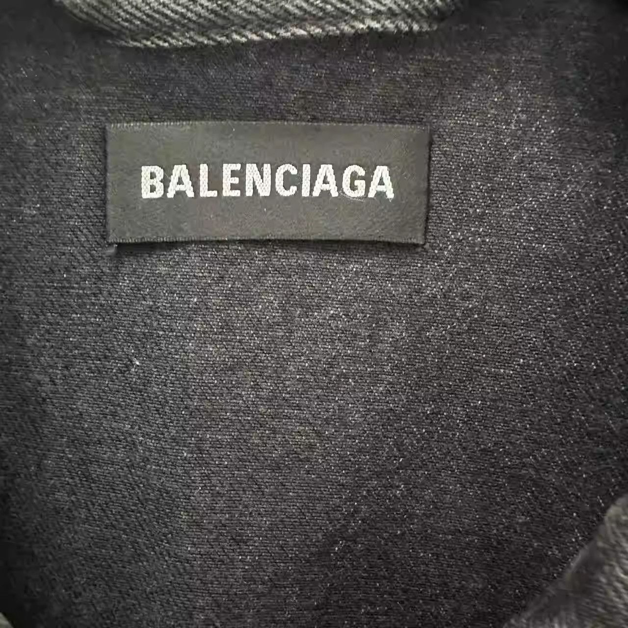 Balenciaga Balenciaga SS20 Red Letter Logo Embroidered Denim Jacket Size US M / EU 48-50 / 2 - 4 Thumbnail