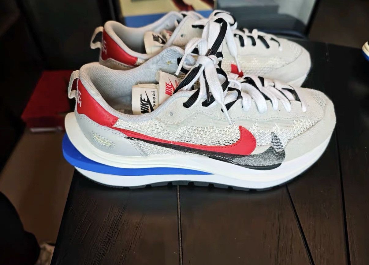 Nike × Sacai Sacai x Nike Deconstructed Grey White J42 Size US 10 / EU 43 - 1 Thumbnail