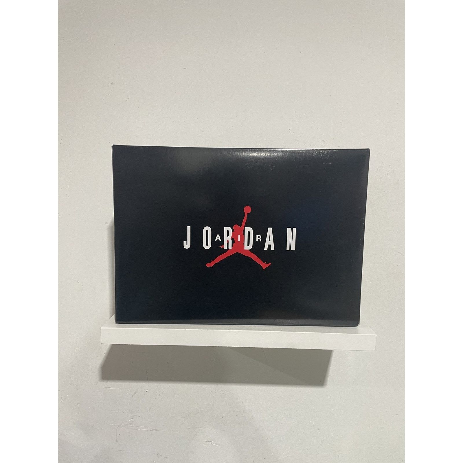 Jordan Brand JORDAN 8 RETRO BUGS BUNNY 2025 SIZE 10 NEW Size US 10 / EU 43 - 7 Thumbnail