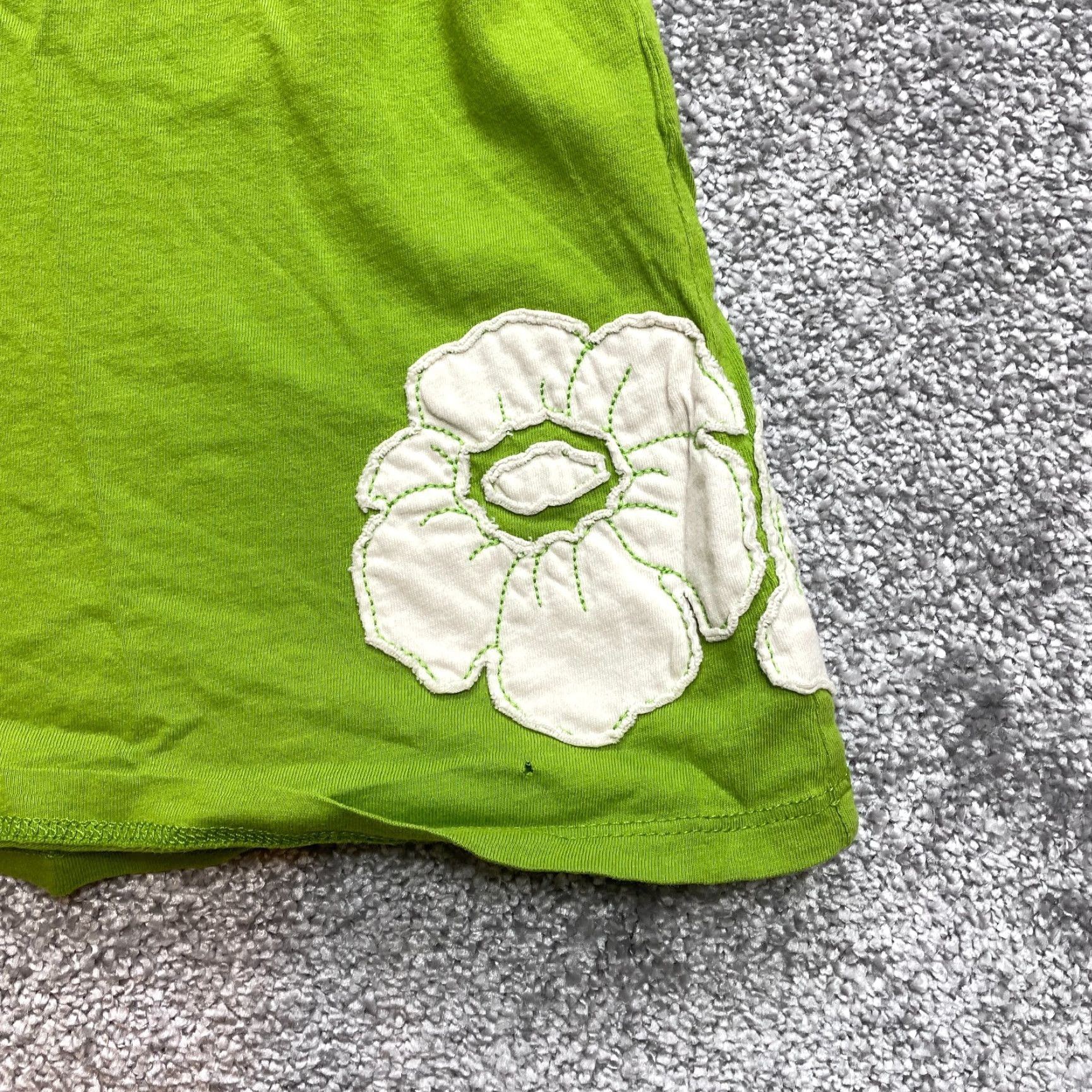 Old Navy Old Navy T Shirt Womens XS Green Short Sleeve Deep V Neck Floral Leaf Flower Top Size XS / US 0-2 / IT 36-38 - 3 Thumbnail