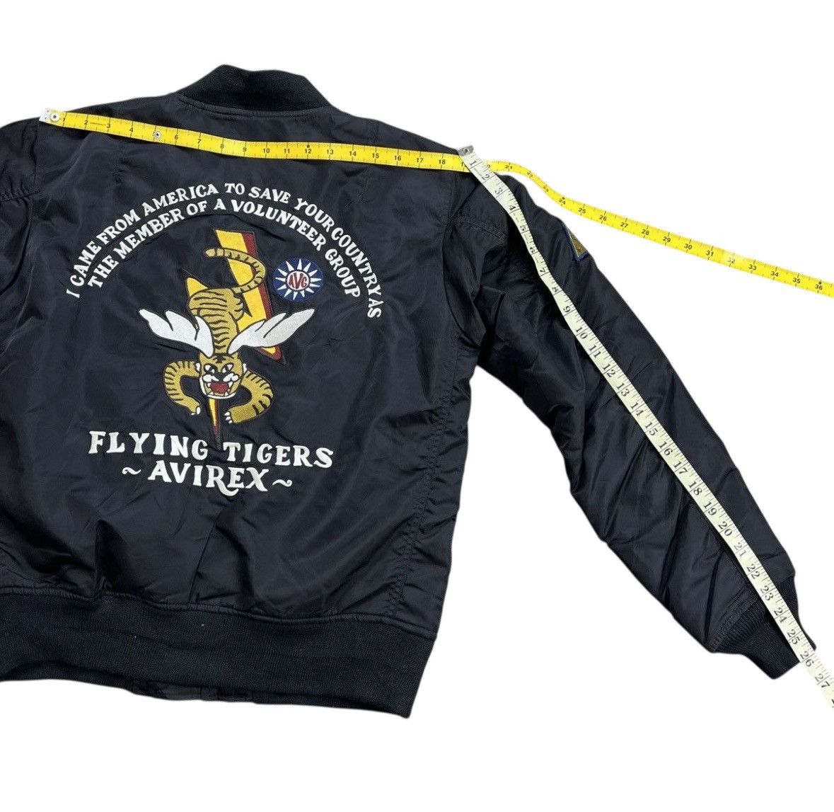 Avirex RARE PIECE!! 1990s Avirex FLYING TIGERS Bomber Jacket USA Size US L / EU 52-54 / 3 - 12 Thumbnail