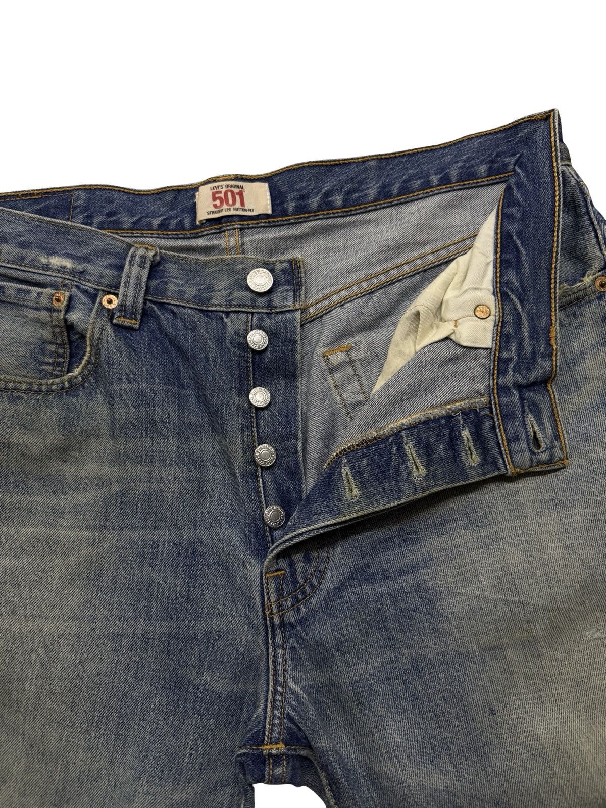 Levi's Vintage Levi’s 501 Original Straight Leg Button Fly | W35 Size US 35 - 8 Thumbnail