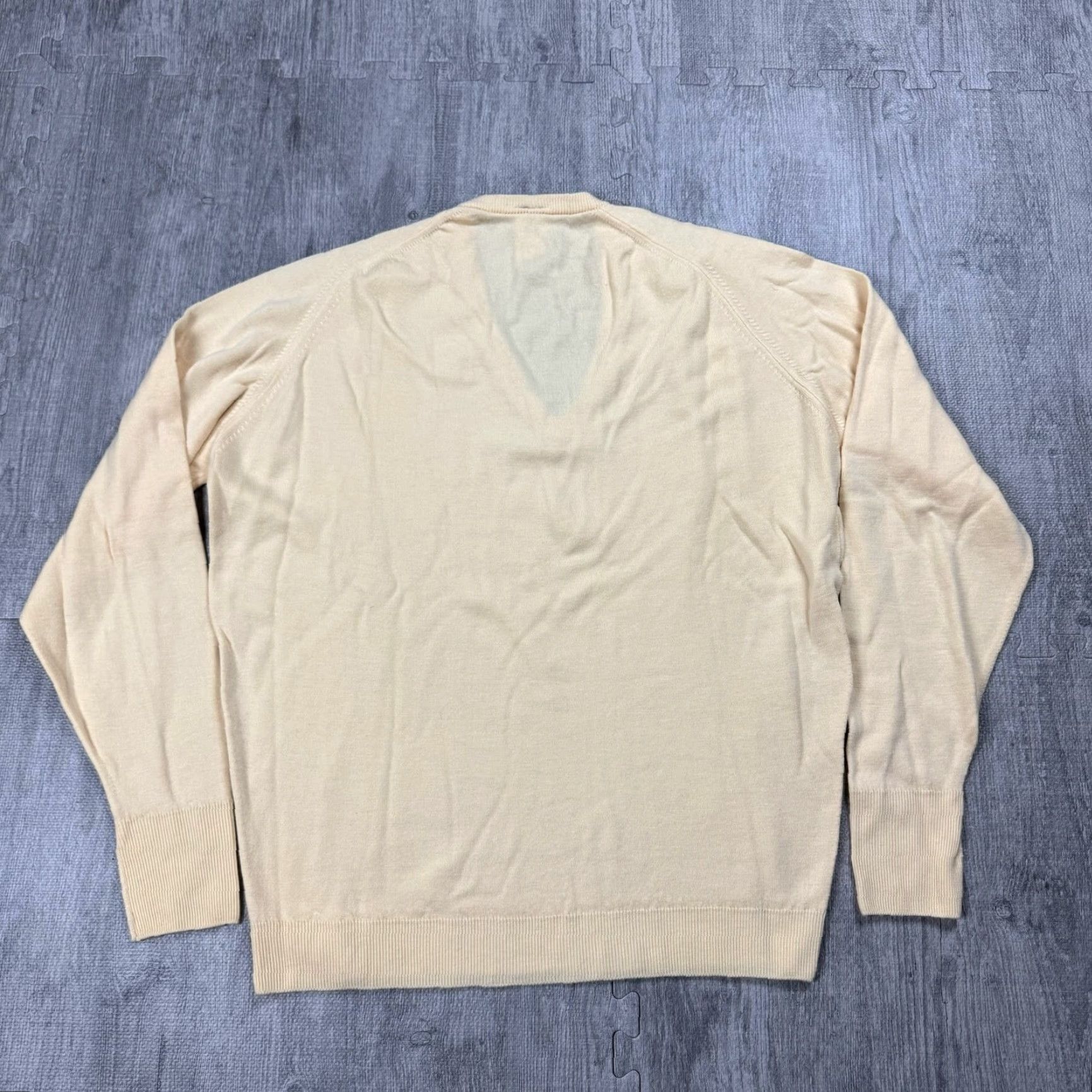 Vintage VINTAGE St. Michael Sweater Adult 44 Yellow Wool V-Neck Knit Pullover UK Made Mens Size US XXL / EU 58 / 5 - 8 Thumbnail