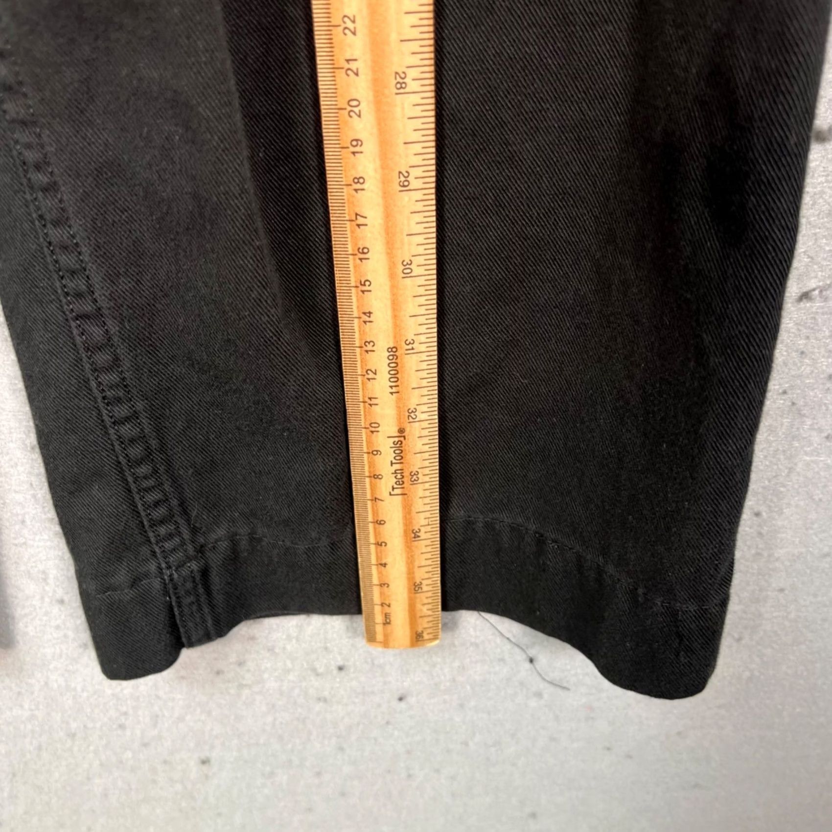 Kotn Kotn Mens Size 30 x 25 Black Pleated Cotton Chino Straight Leg Pants Size US 30 / EU 46 - 6 Thumbnail