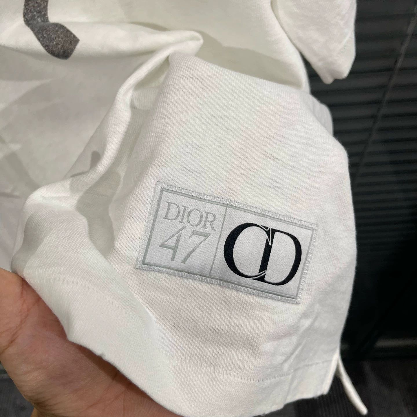 Dior Graphic Short Sleeve T-Shirt with Number Print Size US XL / EU 56 / 4 - 5 Thumbnail