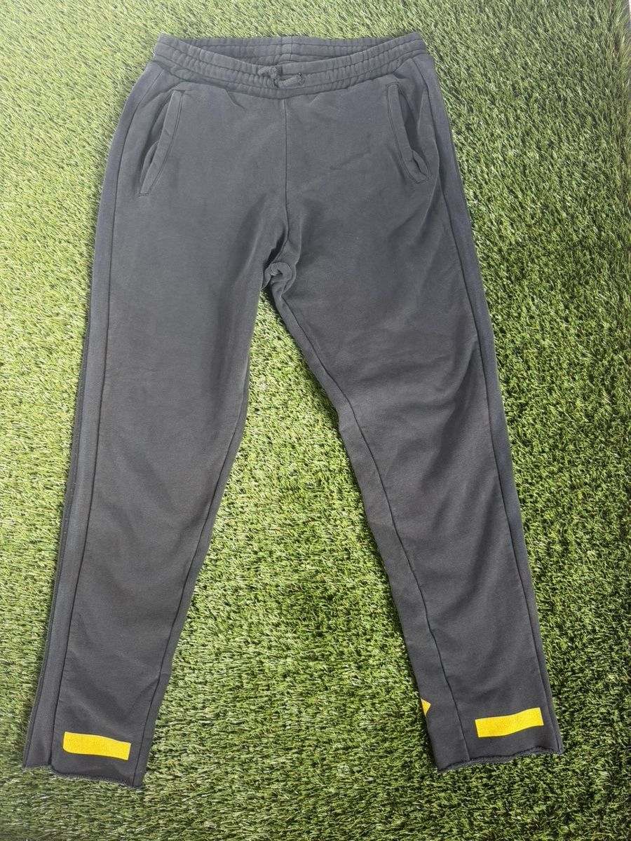 Off-White Off-White Arrow Sweatpants Black Yellow Size M Size US 34 / EU 50 - 1 Thumbnail