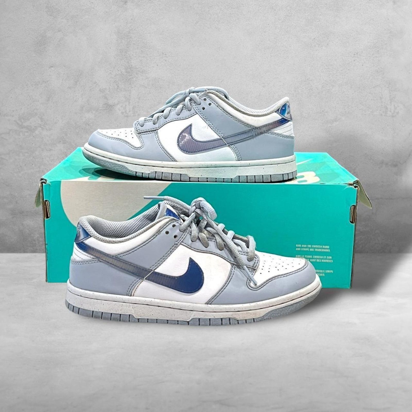 Nike Nike SB Dunk Low ‘Blue Iridescent’ Grey & Blue Sneakers Size US 5 / EU 37 - 2 Thumbnail