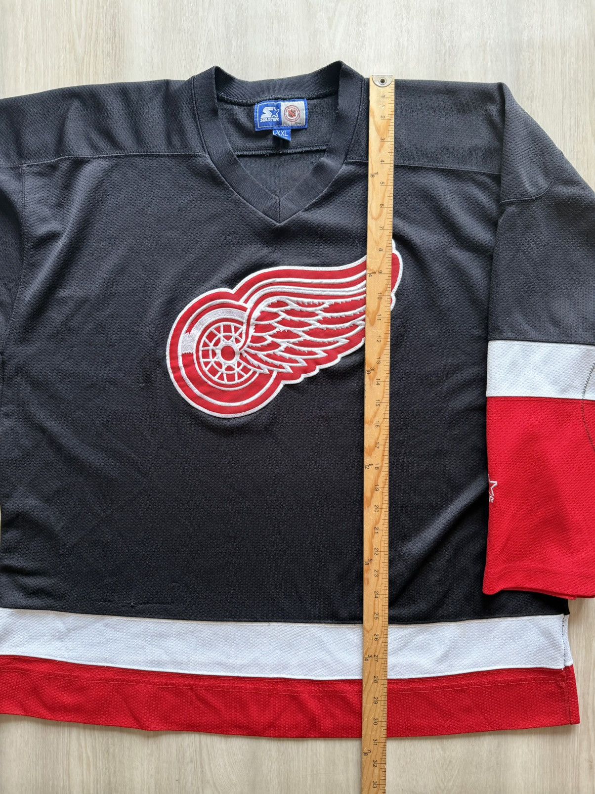 Starter 90s Starters Detroit Red Wings NHL Western C Patch 2XL Size US XXL / EU 58 / 5 - 6 Thumbnail