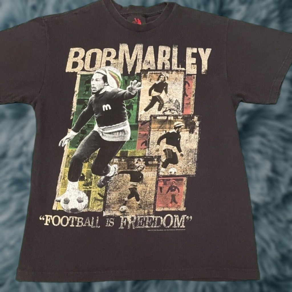 Vintage VINTAGE 90s Y2K Bob Market Soccer Football Is Freedom 2010 VTG Shirt Mens M Zion Black Short Sleeve T-Shirt Mens M 90s Music Sports Zion Rootswear Size US M / EU 48-50 / 2 - 1 Thumbnail