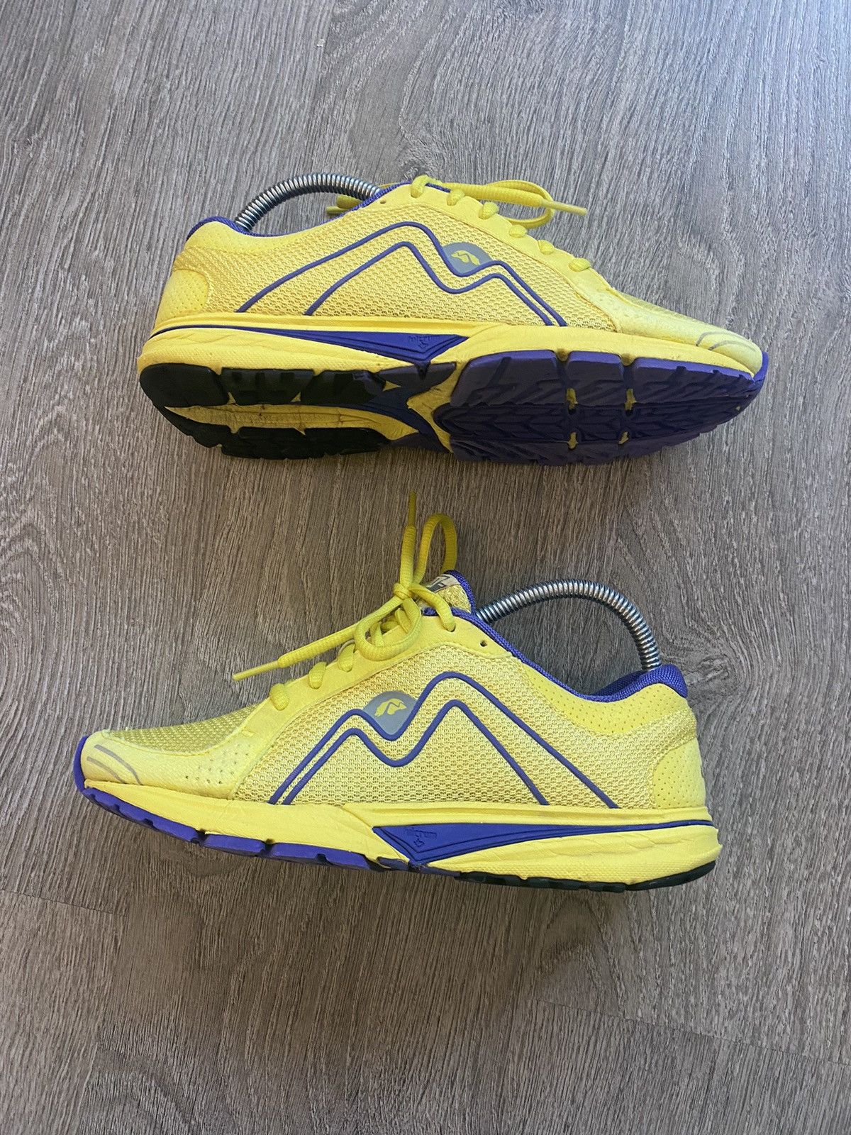 Karhu × Vintage KARHU Women's Sneakers Size US 7 / IT 37 - 2 Thumbnail