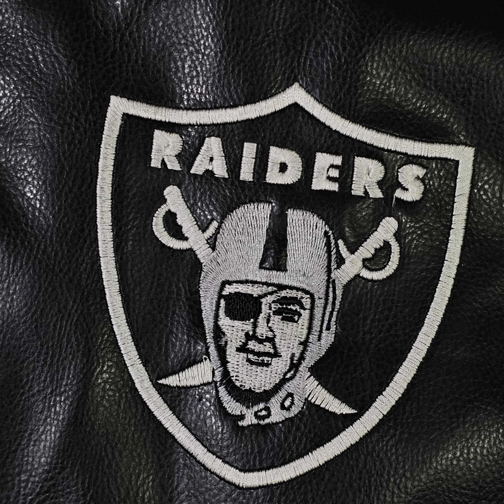 G-III × NFL × Vintage Oakland Raiders 90s Vegan Leather GIII Varsity Jacket Size US XXL / EU 58 / 5 - 3 Thumbnail