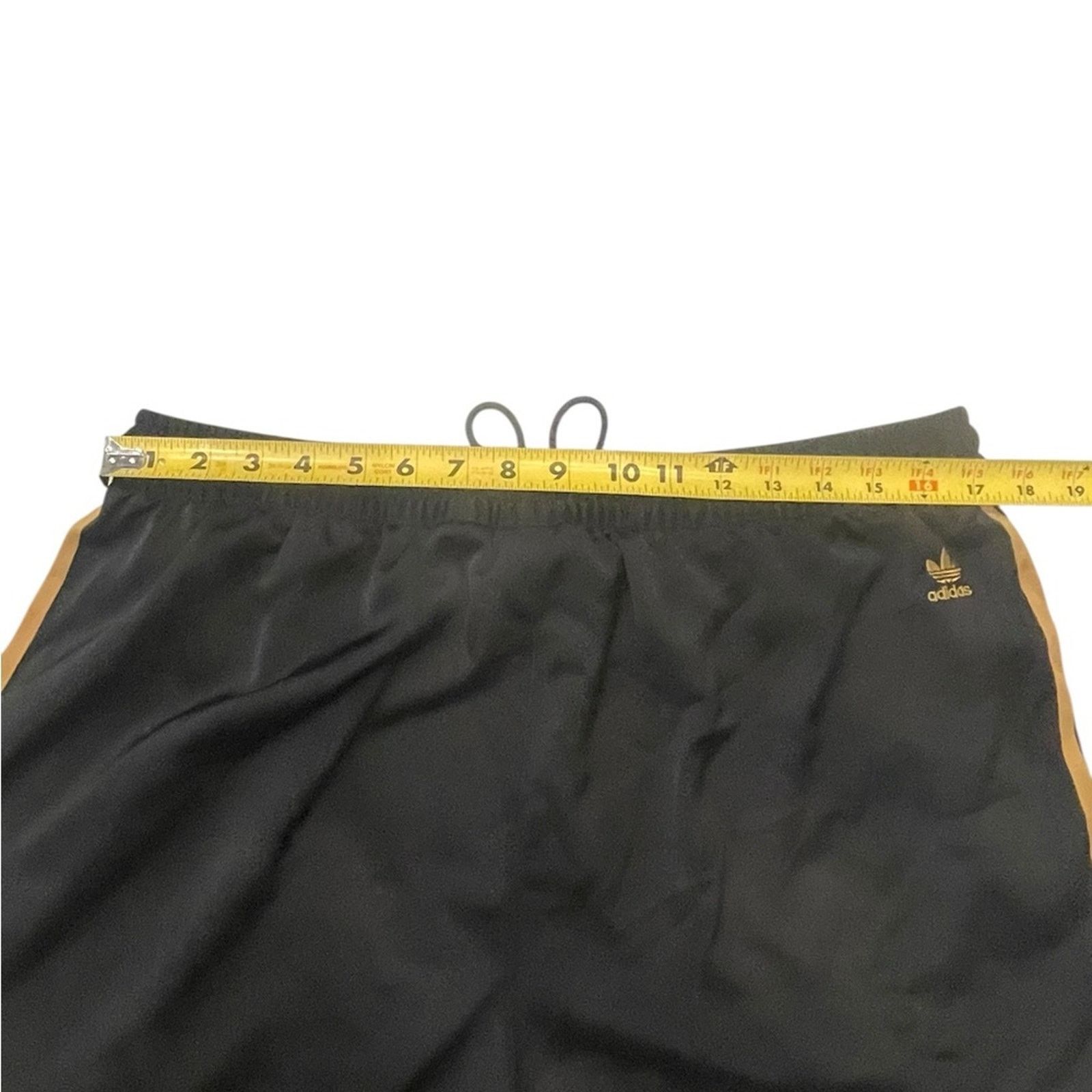 Adidas Adidas Black and Gold Athletic Shorts Lightweight Size:M Size US 34 / EU 50 - 7 Thumbnail