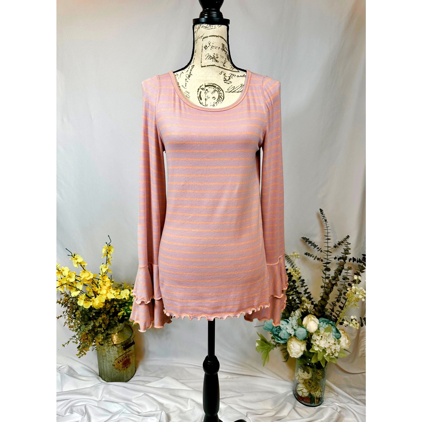 Free People Free People We the Free Good Find Ruffle Cuff Shirt Top L Size L / US 10 / IT 46 - 5 Thumbnail