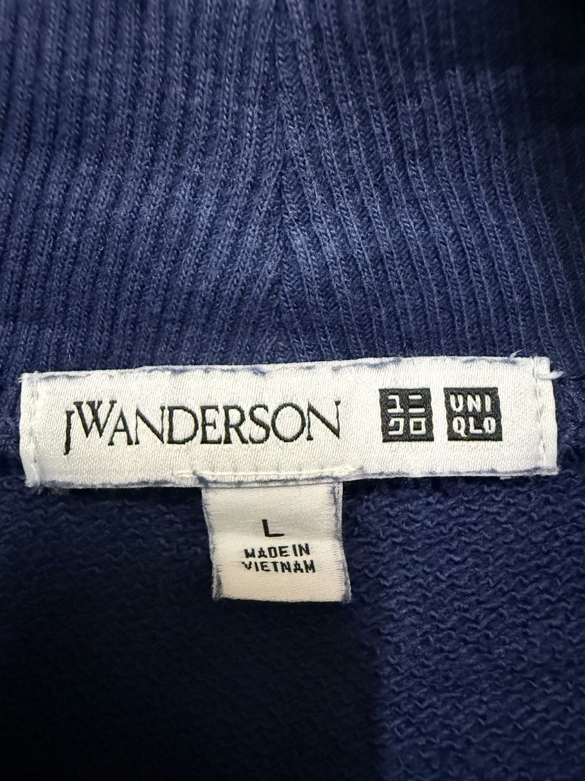 JW Anderson × Uniqlo jWANDERSON Uniqlo Cropped Crewneck Dropped ashoulder Sweat Size L / US 10 / IT 46 - 7 Thumbnail