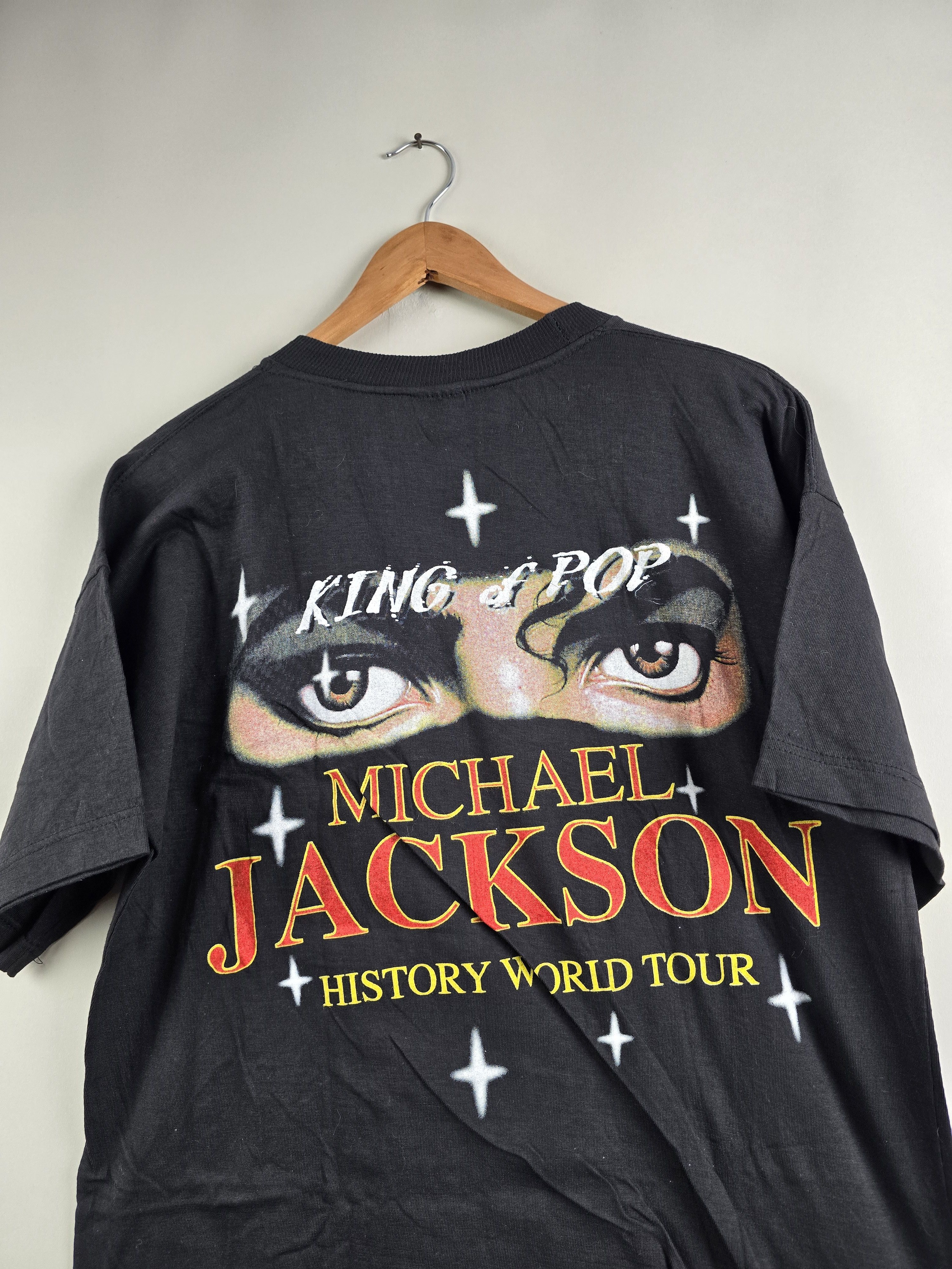 Band Tees × Michael Jackson × Vintage 90s Michael Jackson History World Tour XL 22.5" 28.5" Size US XL / EU 56 / 4 - 5 Thumbnail
