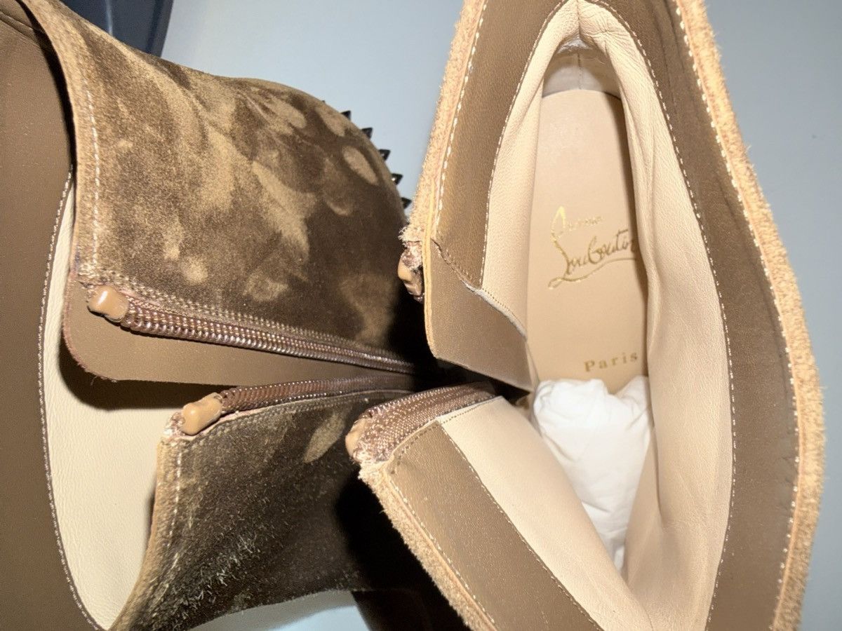 Christian Louboutin NEW UNWORN LOUBOUTIN Vidura studded suede ankle boots flaws Size US 10 / IT 40 - 19 Thumbnail