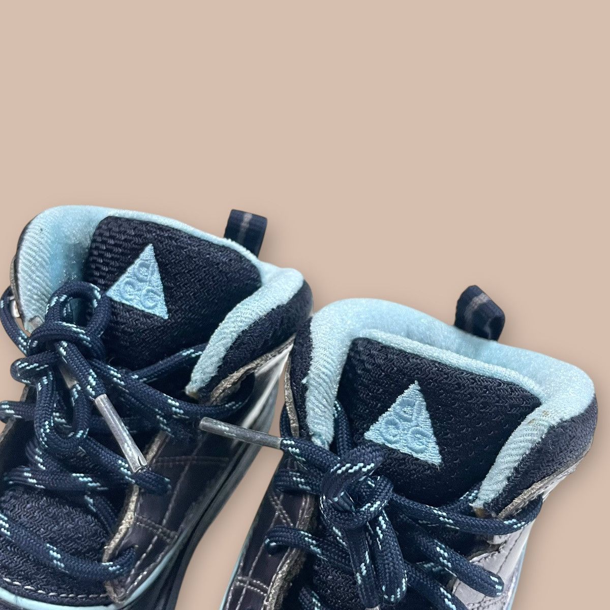 Nike ACG Nike Woodside 2 High TD "Dark Obsidian" Size US 5 / EU 37 - 14 Thumbnail