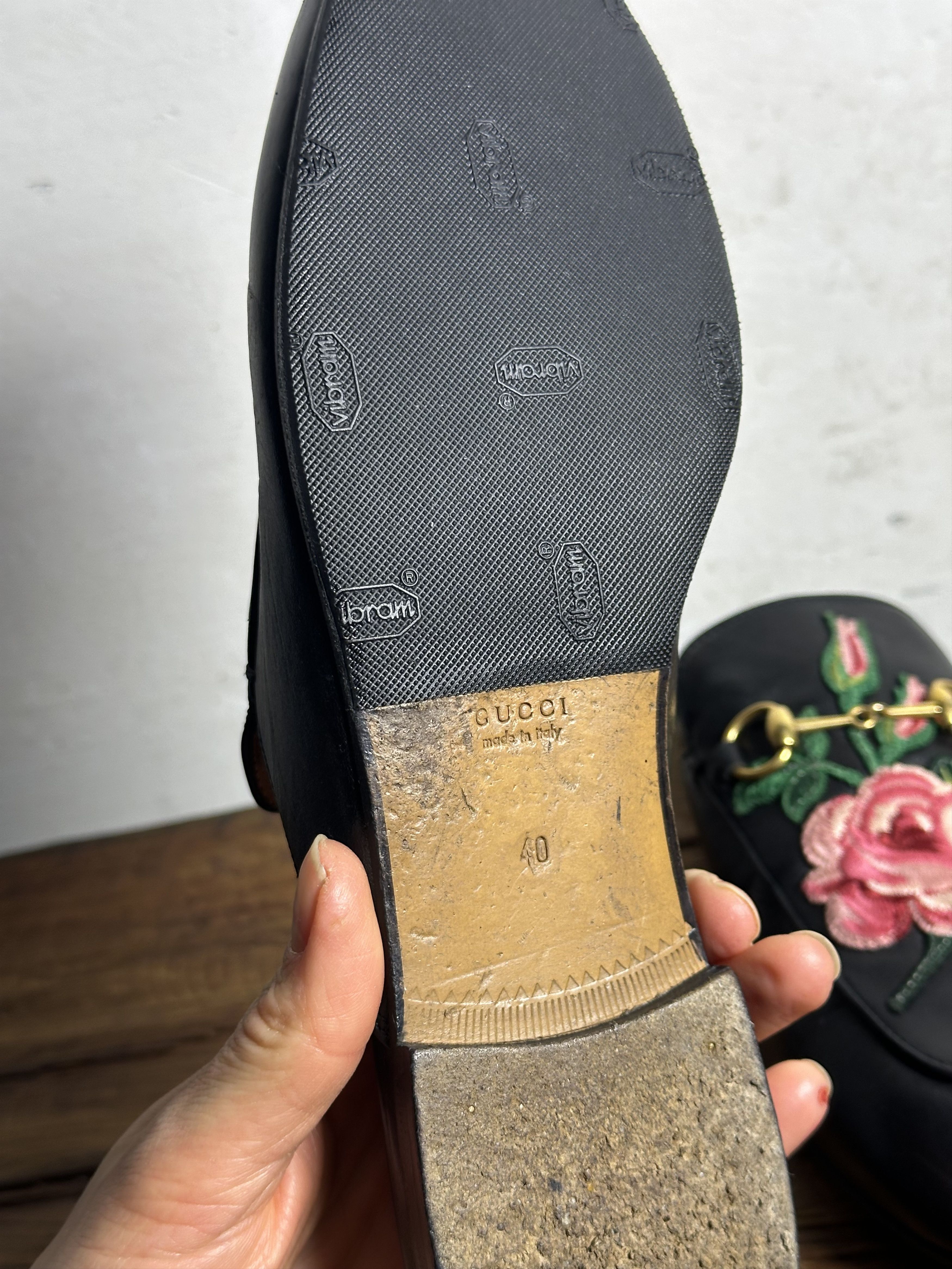Gucci GUCCI Rose Embroidered Princetown Horsebit Leather Mules Size US 10 / IT 40 - 13 Thumbnail