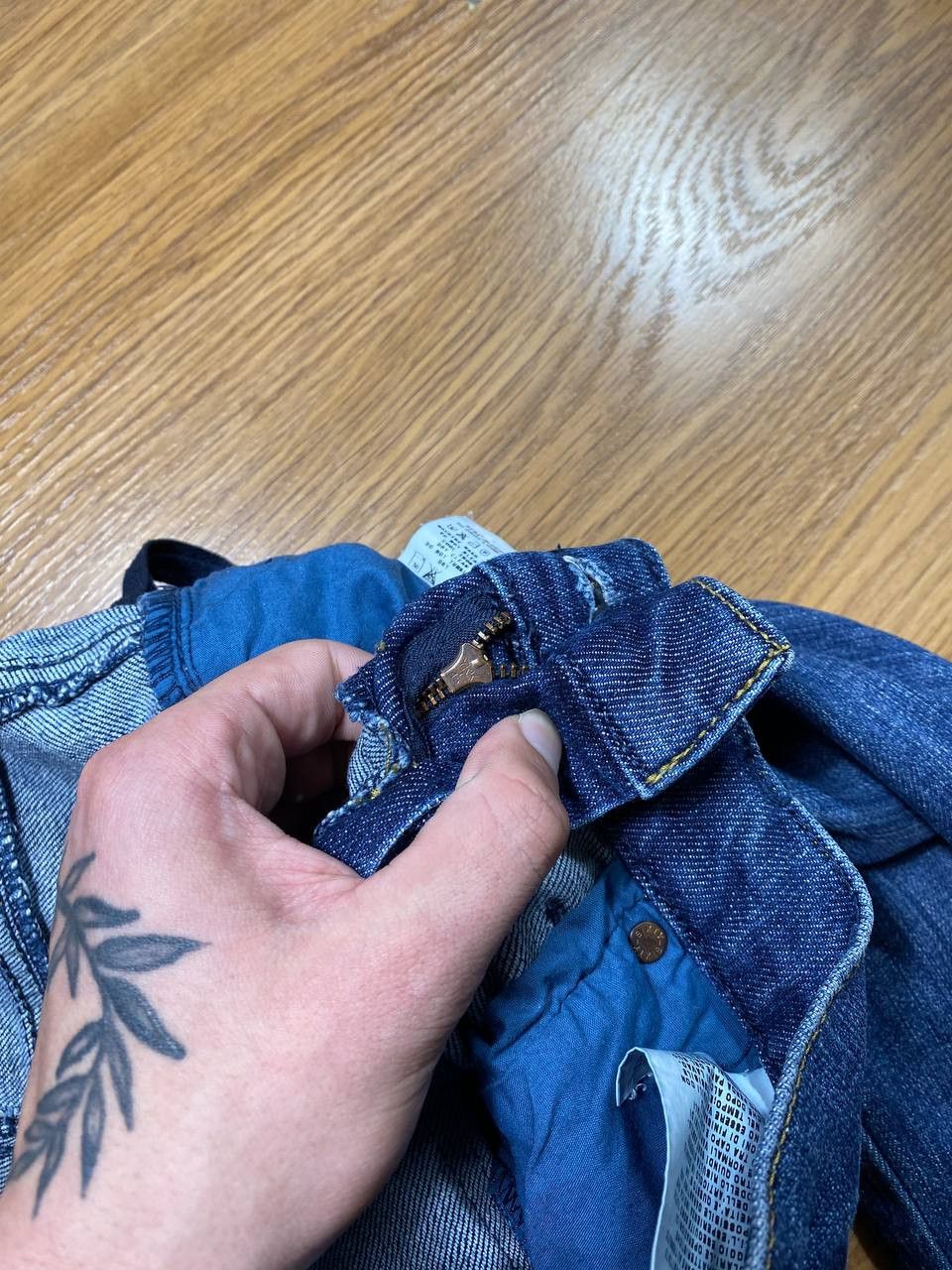 Japanese Brand Crazy Crash Dirty Baggy Faded Jean Japan Avant Garde Style Size US 28 / EU 44 - 19 Thumbnail