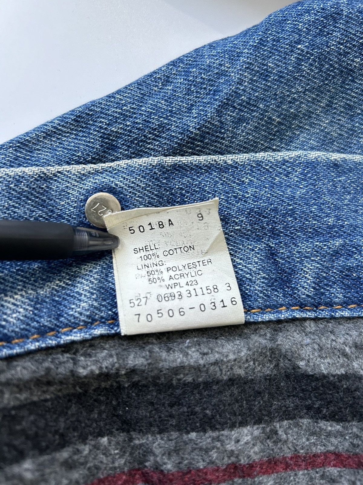 LVC × Levi's VINTAGE 90s LEVI’s BLANKET LINED DENIM TRUCKER JACKET Size US L / EU 52-54 / 3 - 8 Thumbnail
