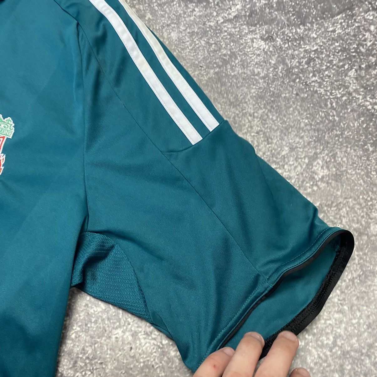 Adidas Vintage Adidas Liverpool Centre logo 2008 soccer jersey Size US L / EU 52-54 / 3 - 10 Thumbnail