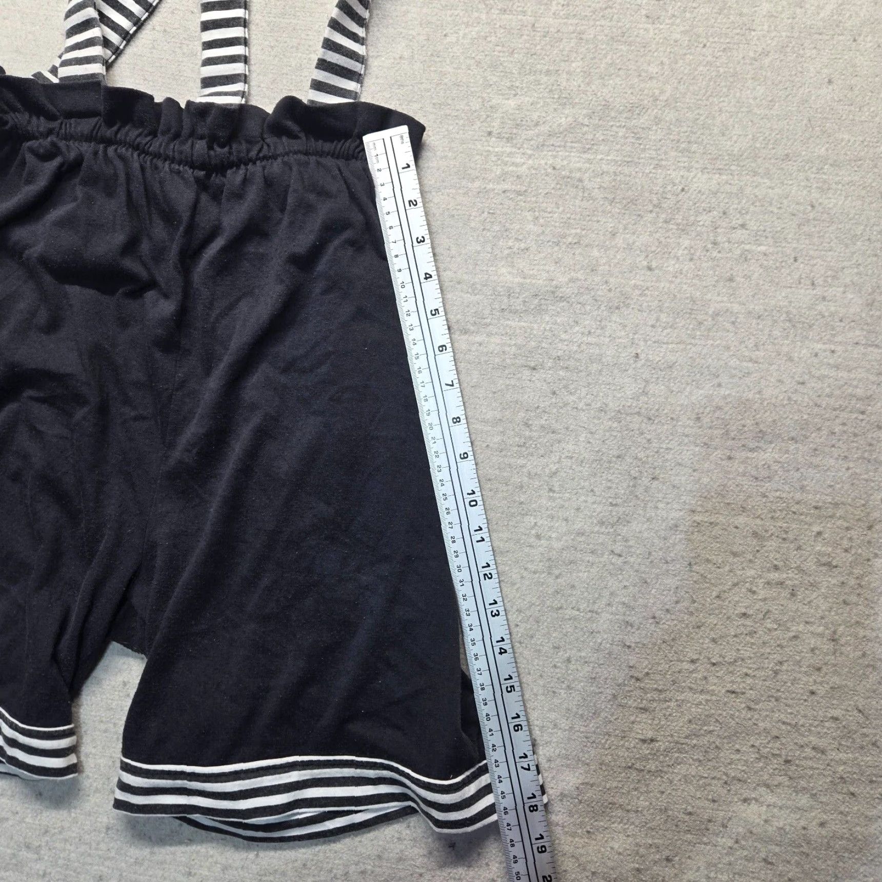 Vintage Black Bermuda Shorts With Suspenders Stretch Pants Women L Black Size 36" / US 14 / IT 50 - 4 Thumbnail