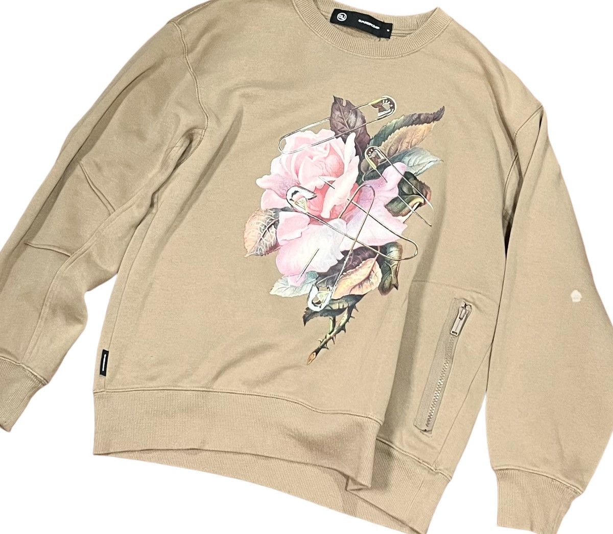 GU × Undercover Undercover x gu rose and safety pin light brown sweatshirt Size US M / EU 48-50 / 2 - 3 Thumbnail