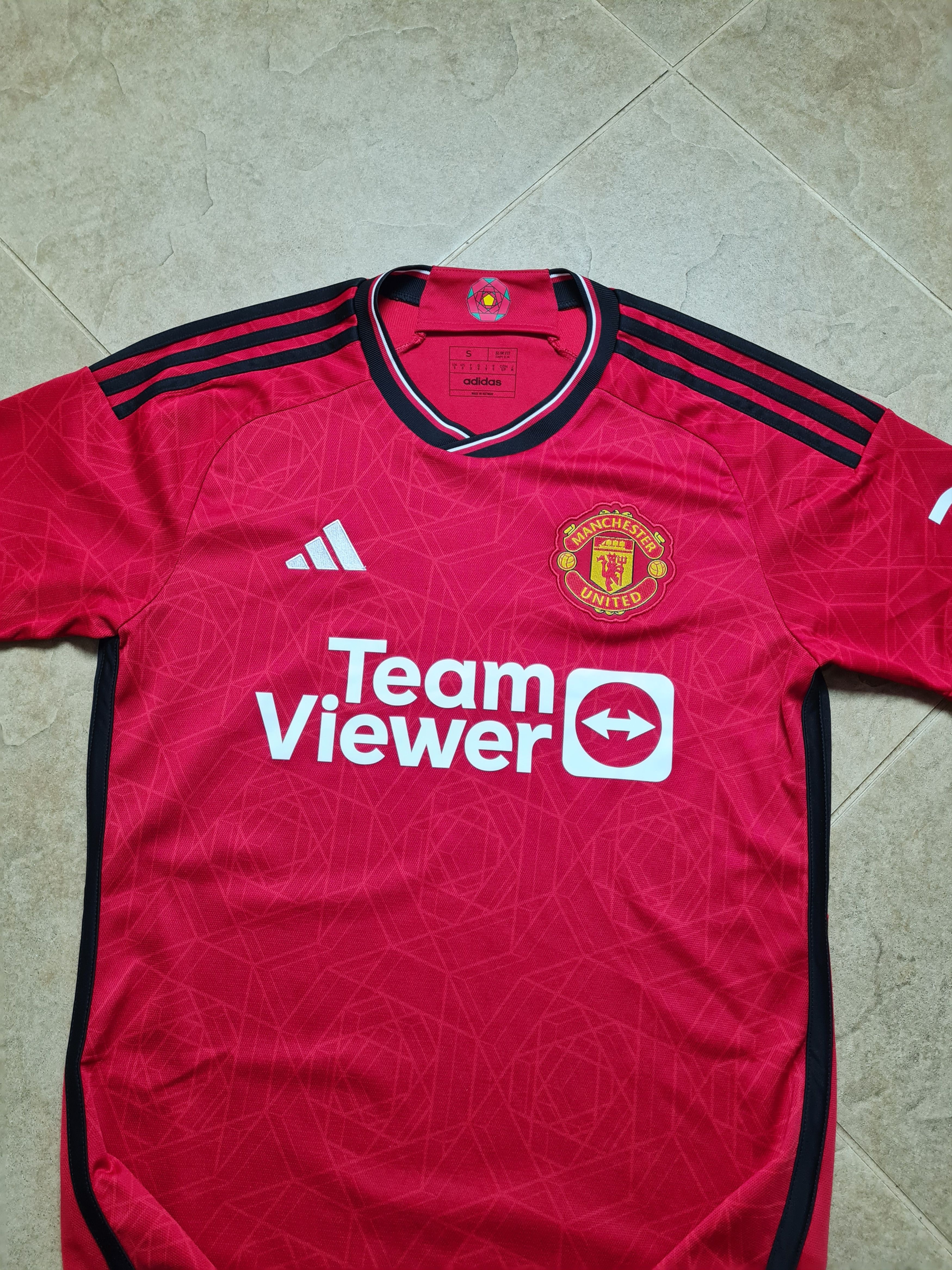 Adidas Manchester United 2023/24 Home Soccer Shorts Adidas IP1726 Size US S / EU 44-46 / 1 - 2 Thumbnail