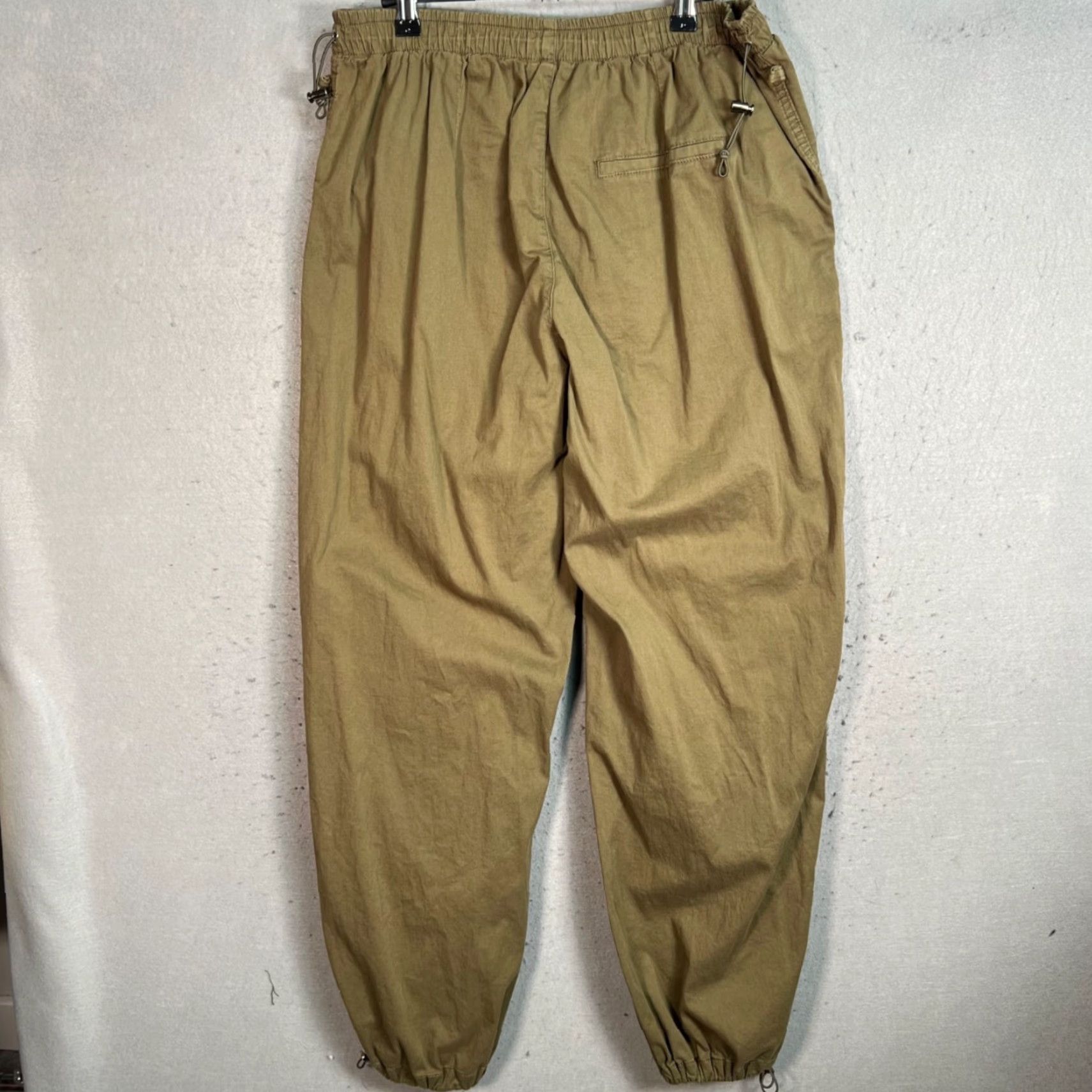 Bershka Bershka Womens Size XL Olive Green Chunky Fit Jogger Pants W/ Adjustable Hem Size 40" / US 18 - 2 Thumbnail