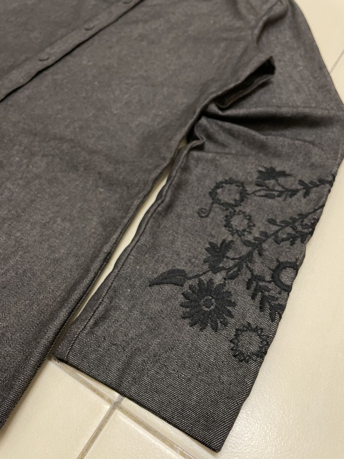Fendi Vtg Late 90s Fendi Jeans Embroidered Floral Shirt Size M / US 6-8 / IT 42-44 - 3 Thumbnail