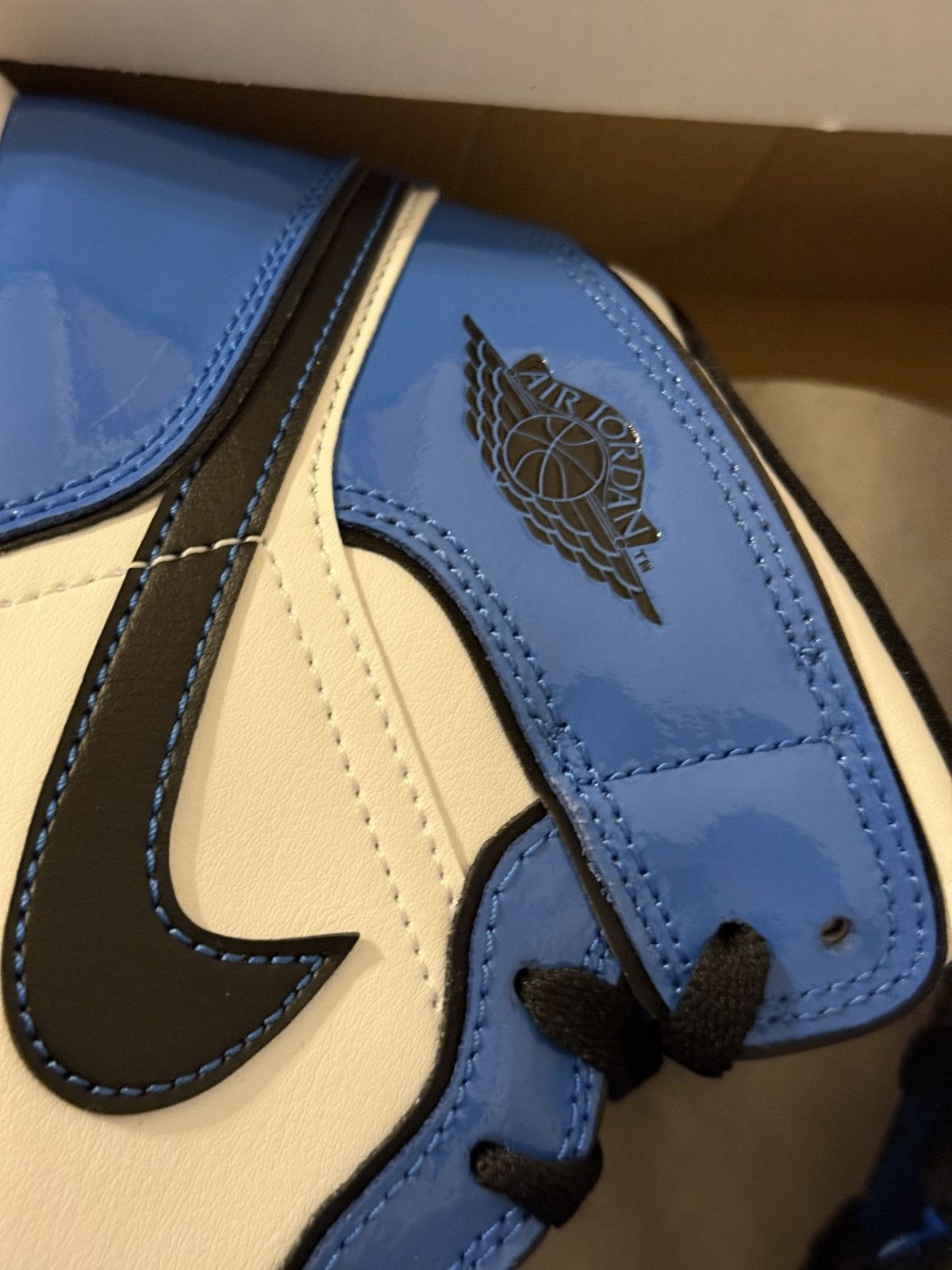 Jordan Brand × Nike Jordan 1 SE Mid Signal Blue Size 7Y Size US 7 / EU 40 - 9 Thumbnail